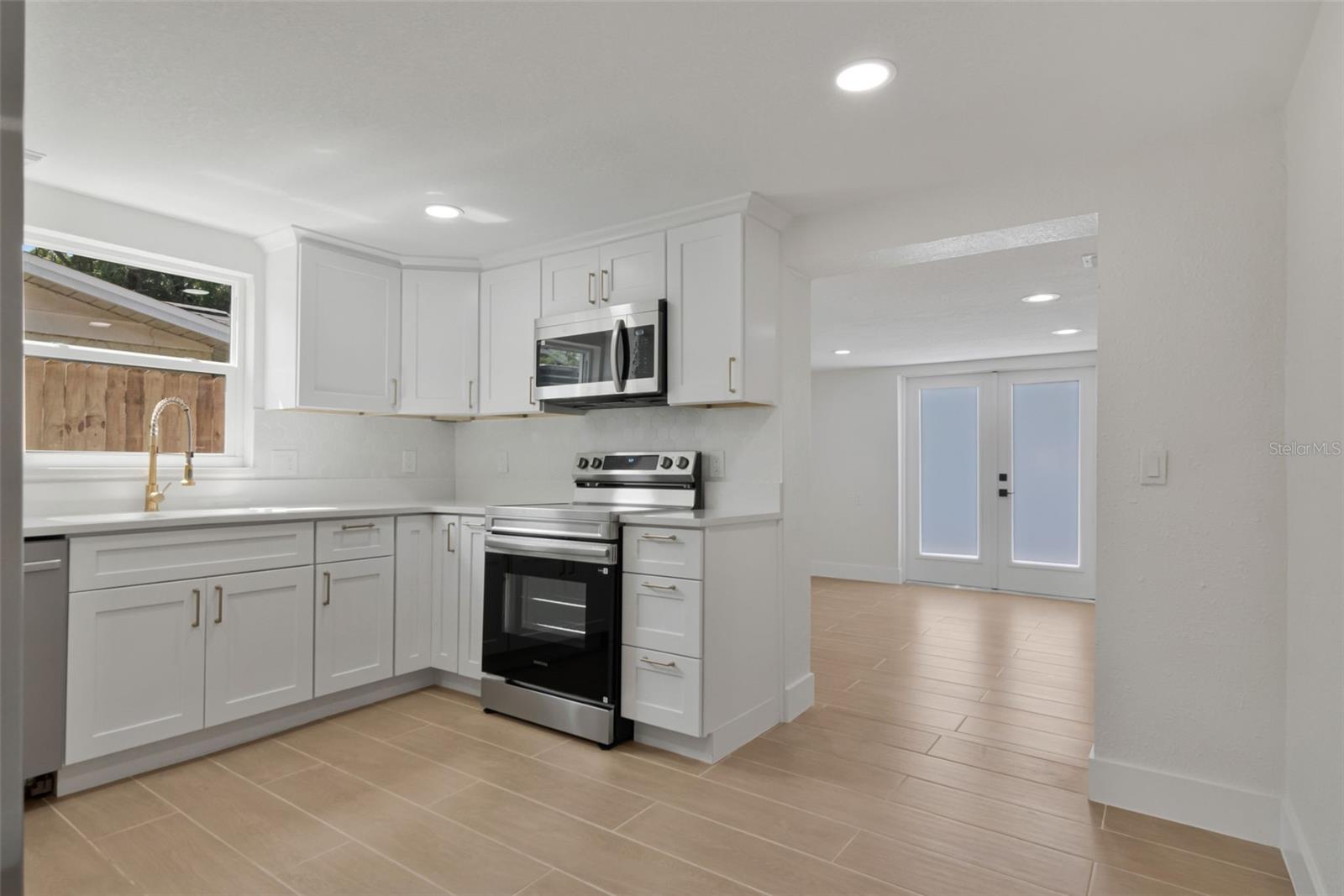 4539 NEEDLE PALM DR — photo 2