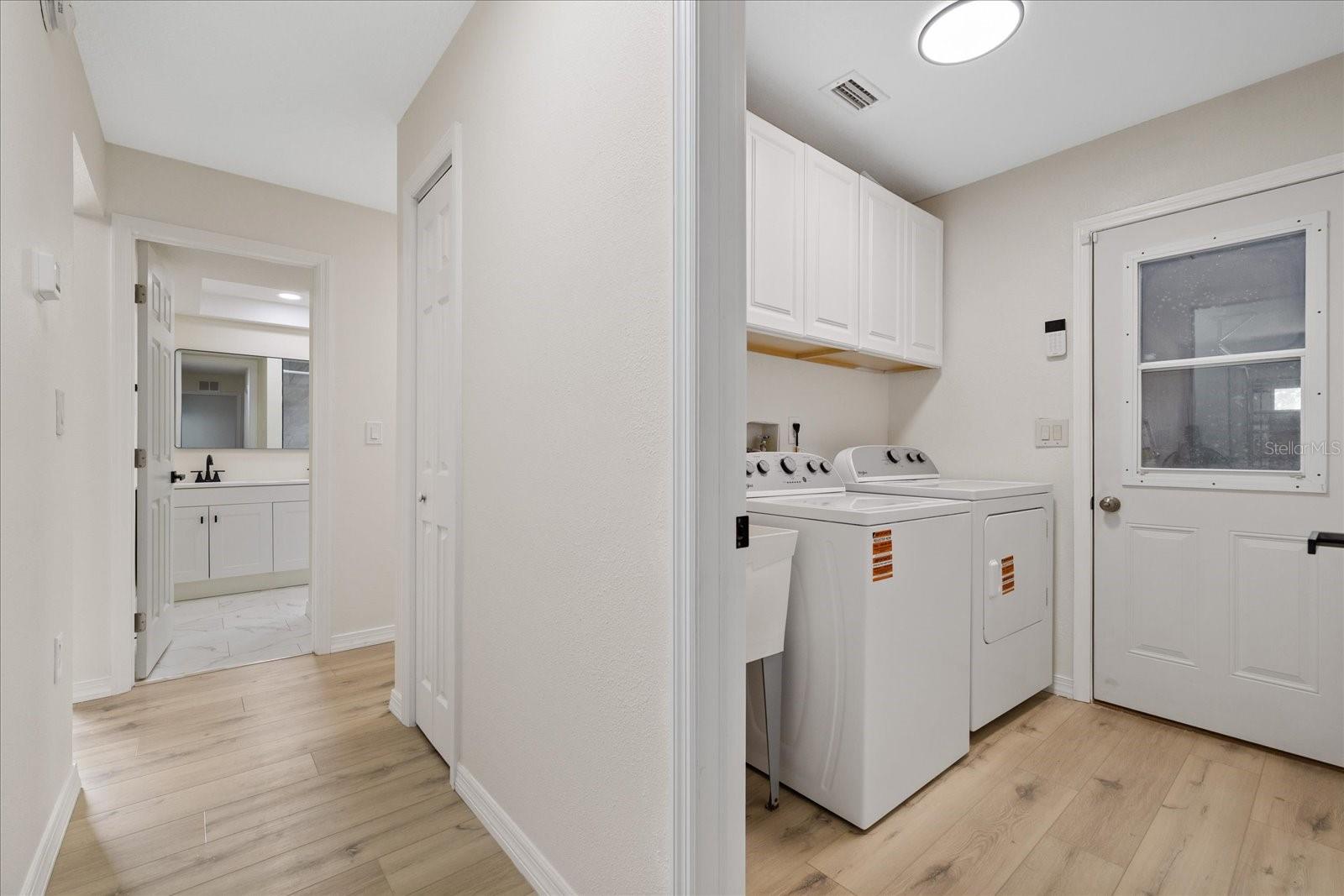 4510 RICKOVER CT — photo 37