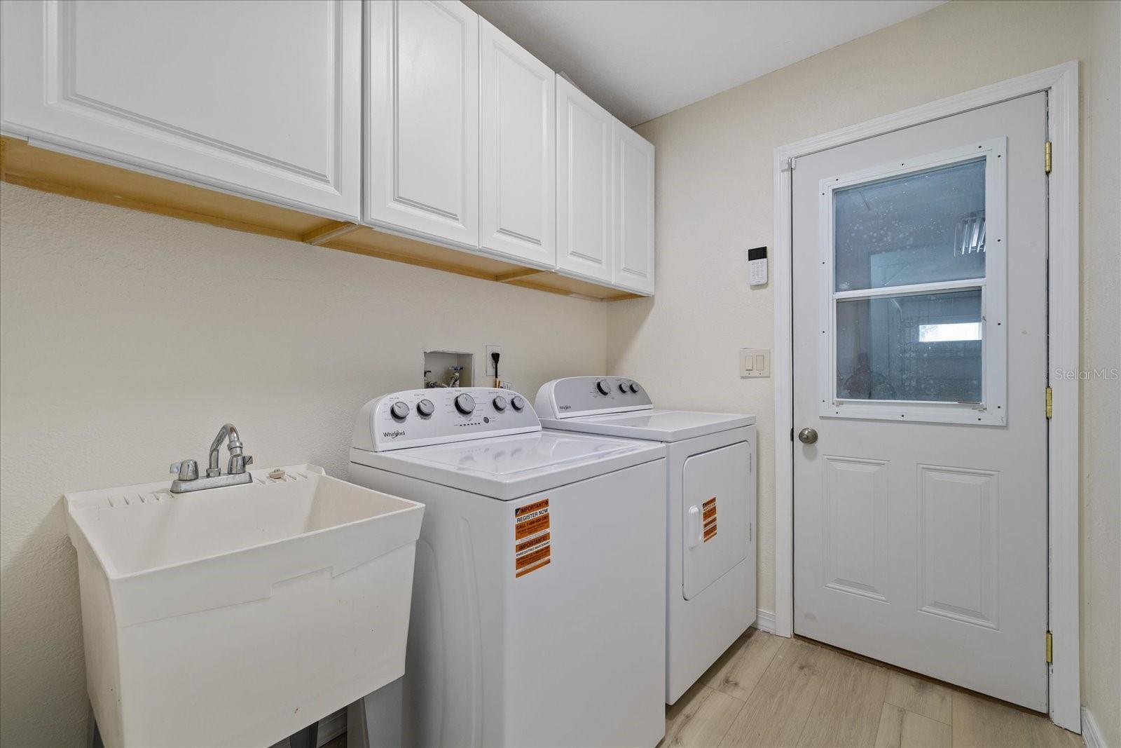 4510 RICKOVER CT — photo 38