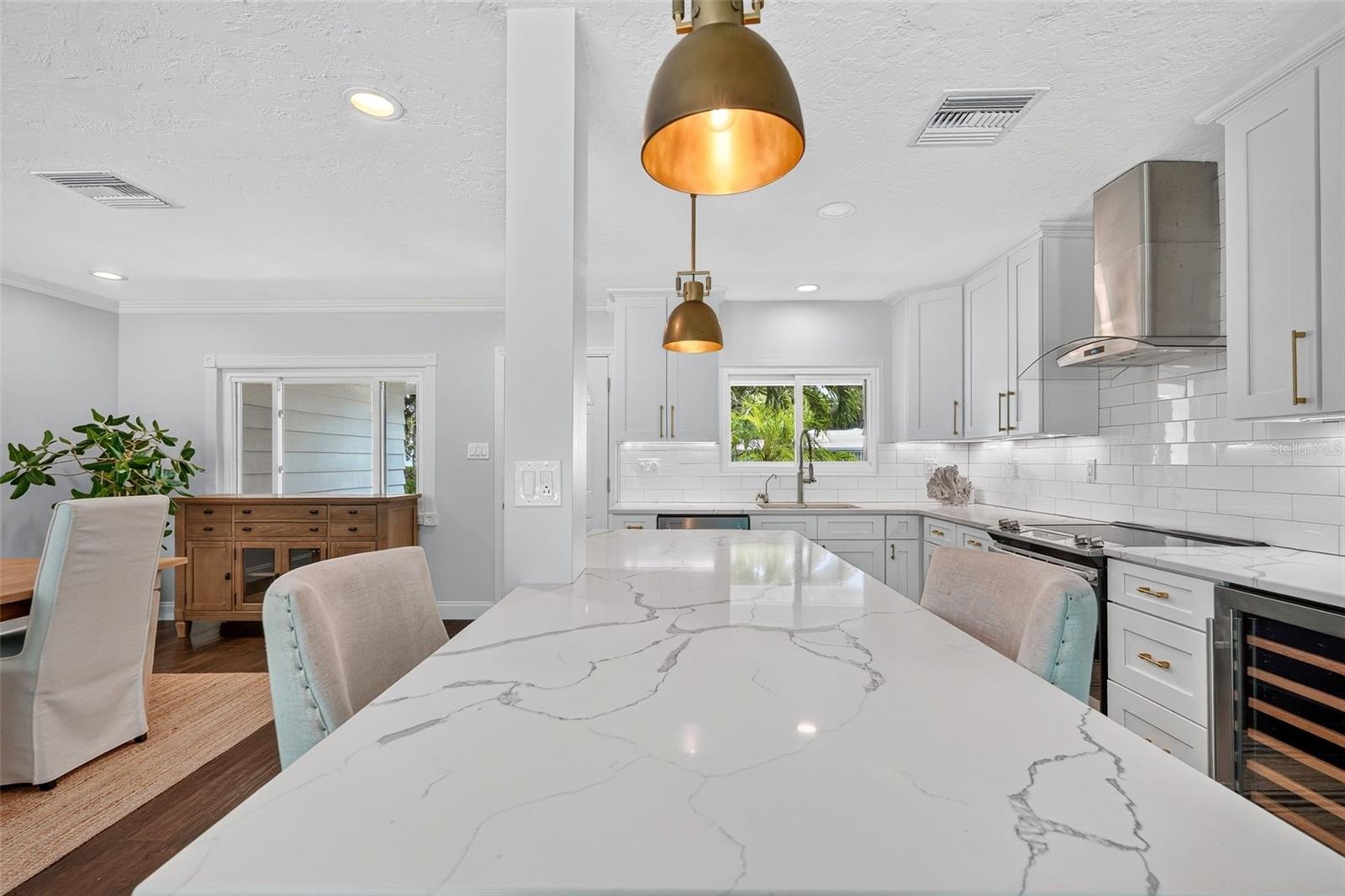 1965 HIBISCUS ST — photo 15