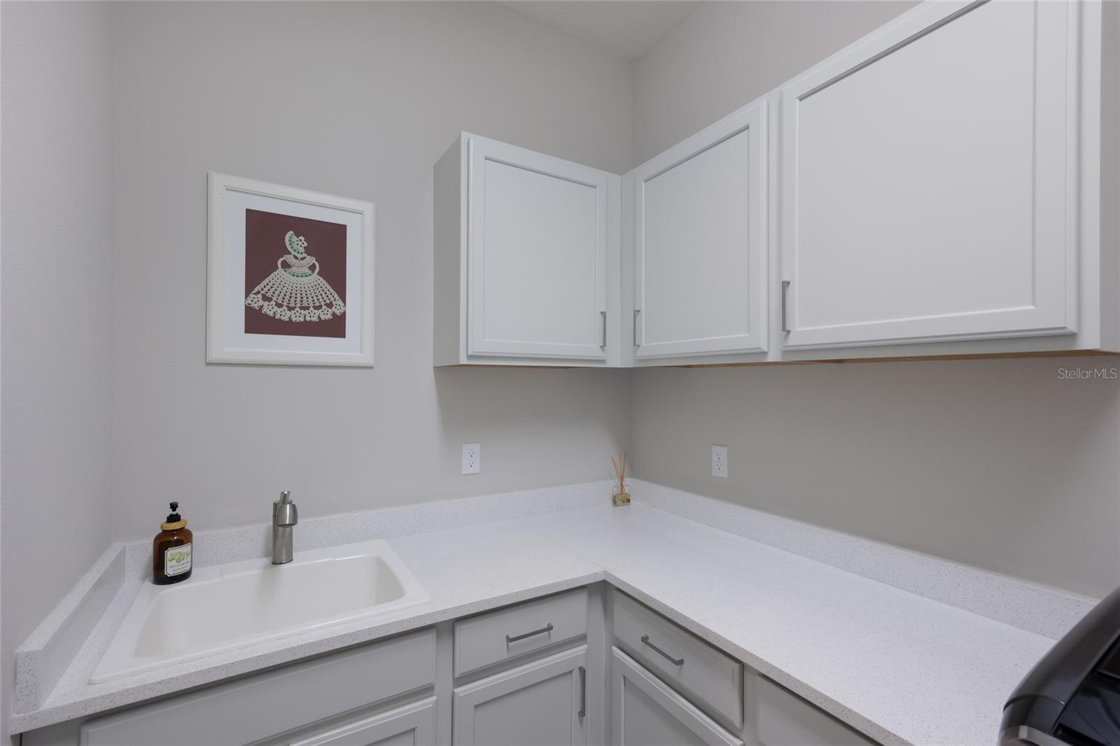7050 TAMWORTH PKWY — photo 47