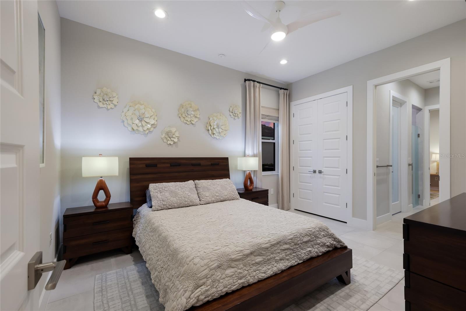 7050 TAMWORTH PKWY — photo 35