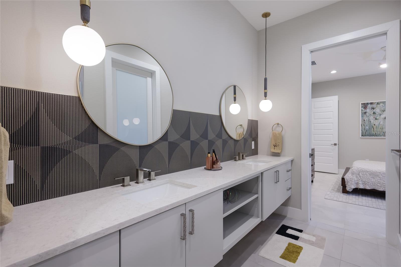 7050 TAMWORTH PKWY — photo 33