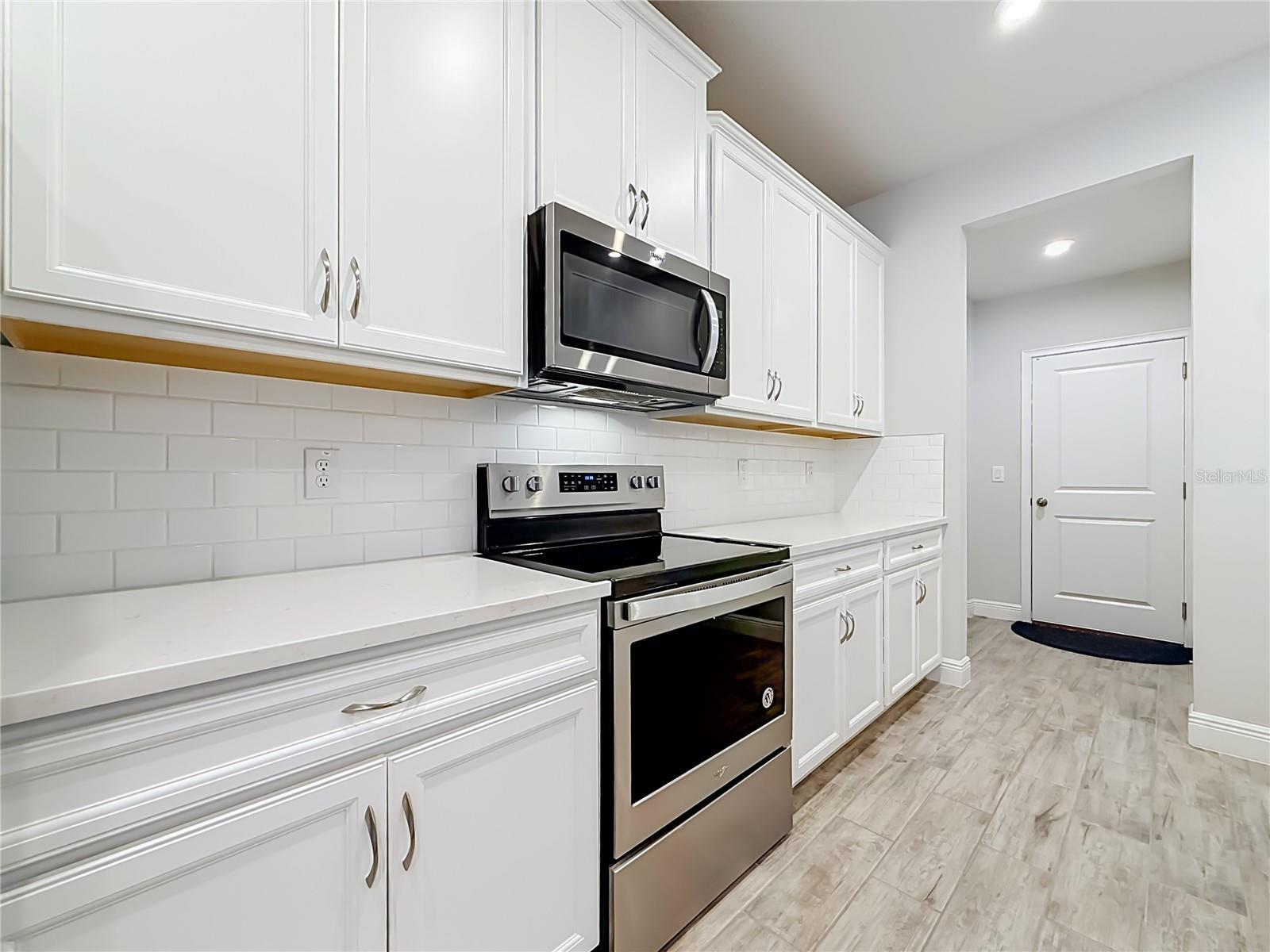 6076 GRAND SONATA AVE — photo 24