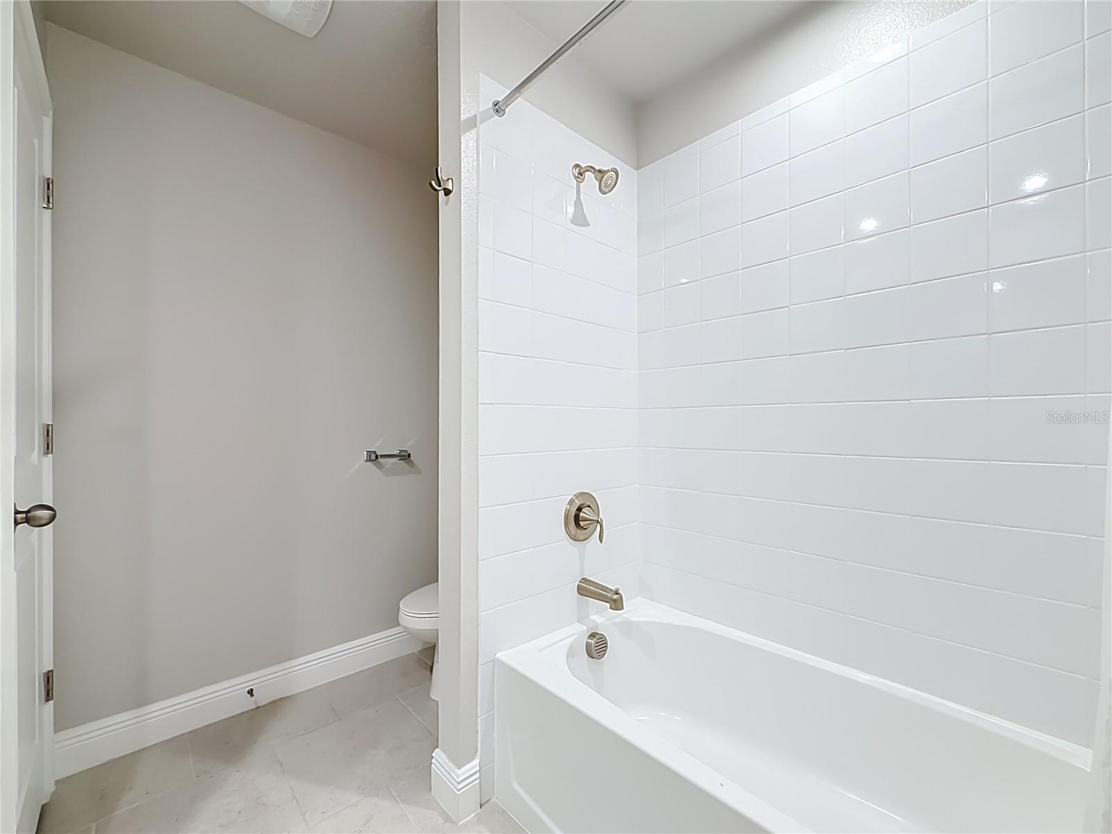 6076 GRAND SONATA AVE — photo 57