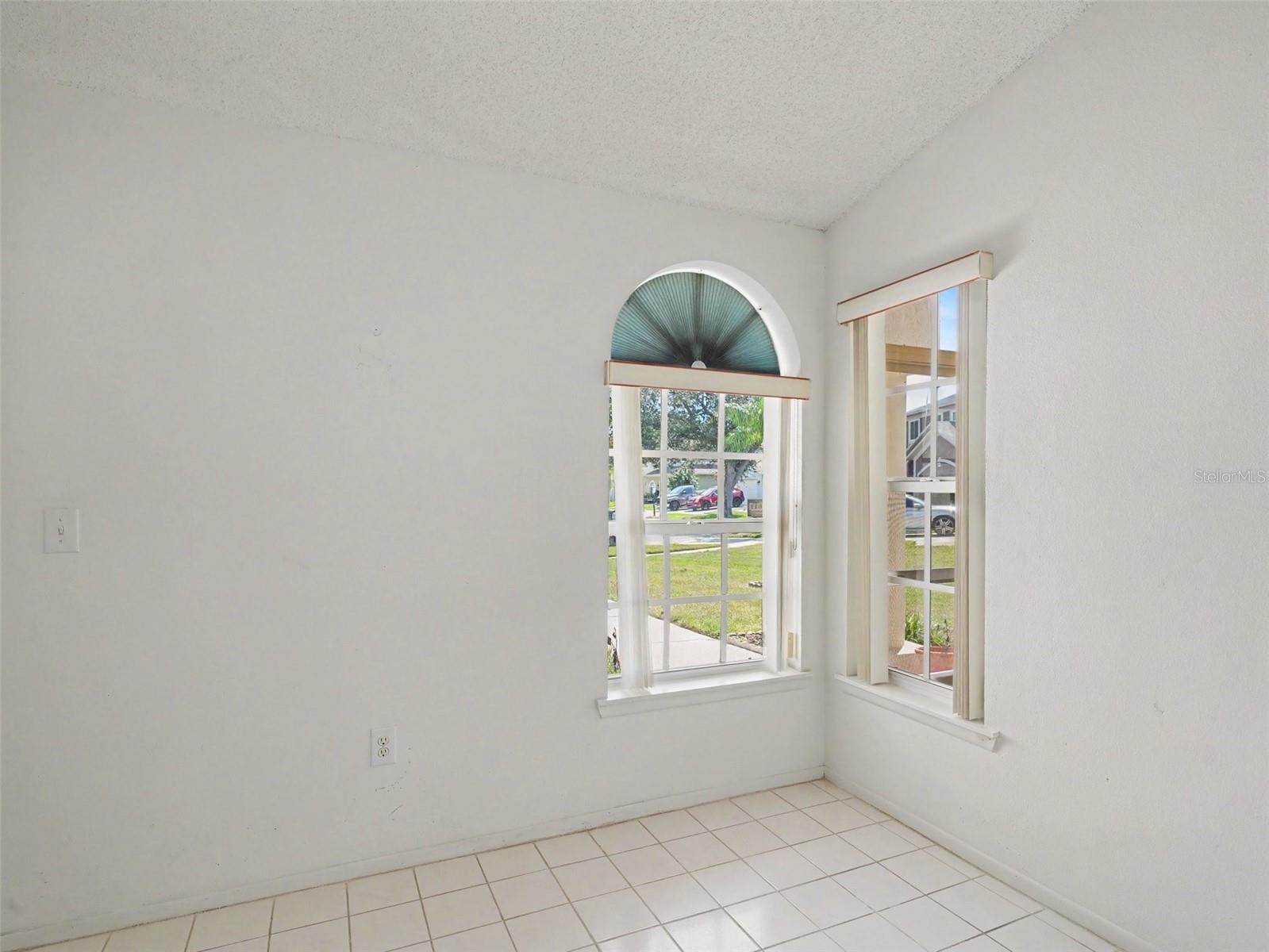 12659 LONGCREST DR — photo 13