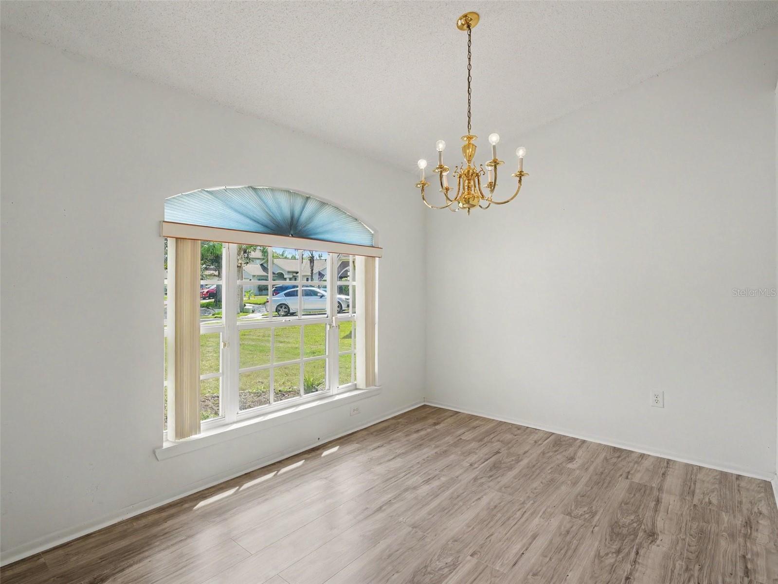 12659 LONGCREST DR — photo 9