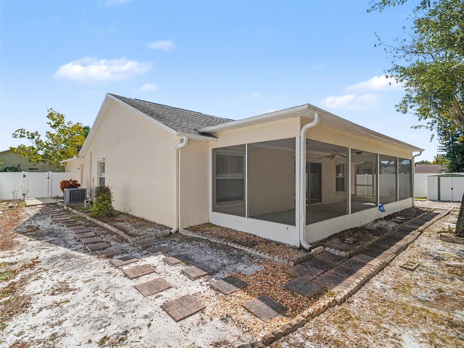 12659 LONGCREST DR — photo 28
