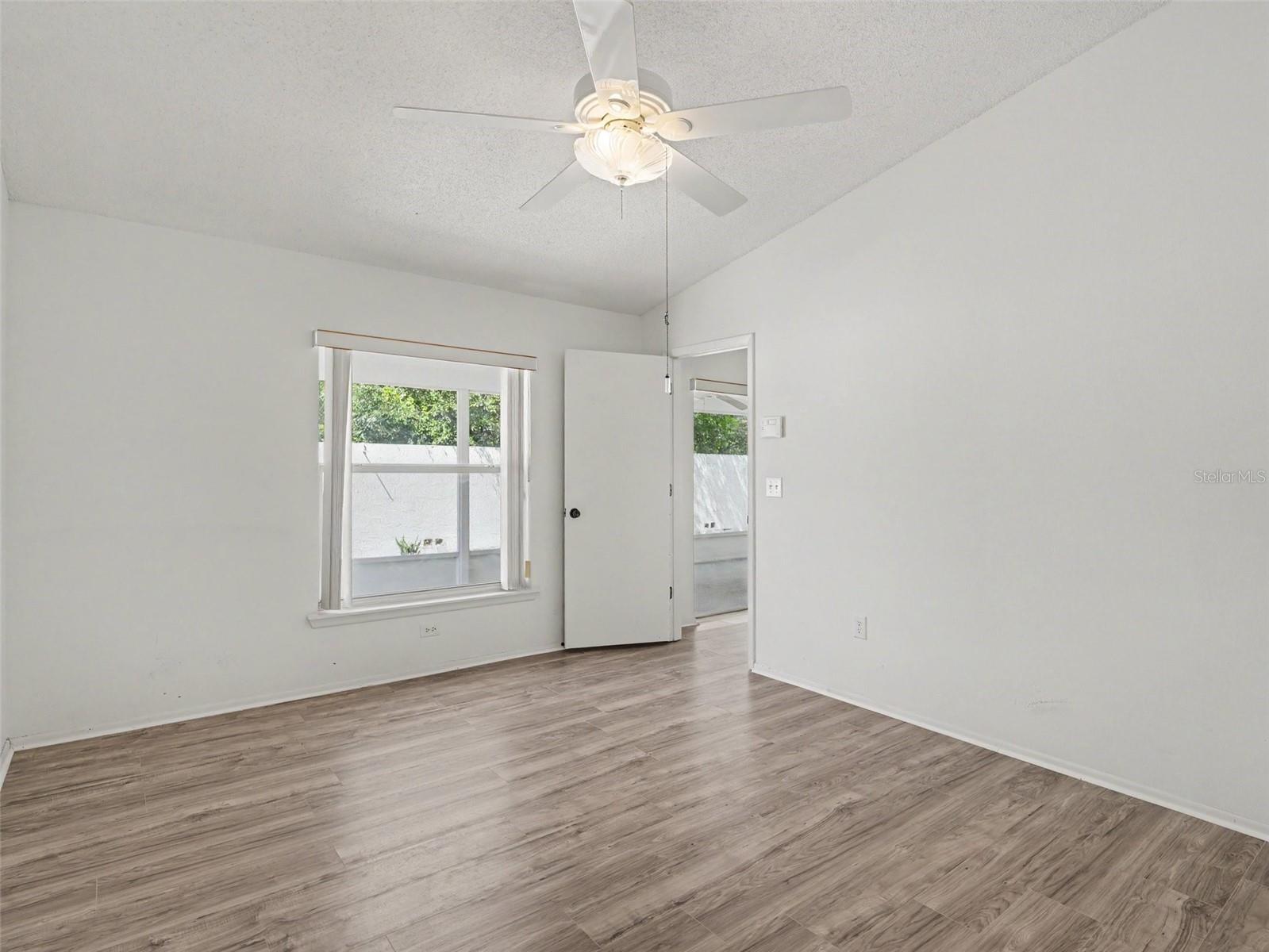 12659 LONGCREST DR — photo 16