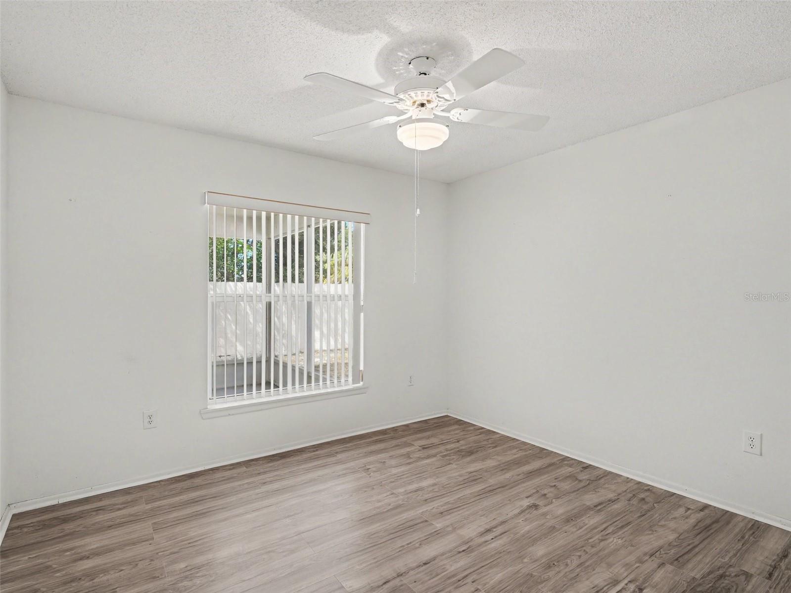 12659 LONGCREST DR — photo 19