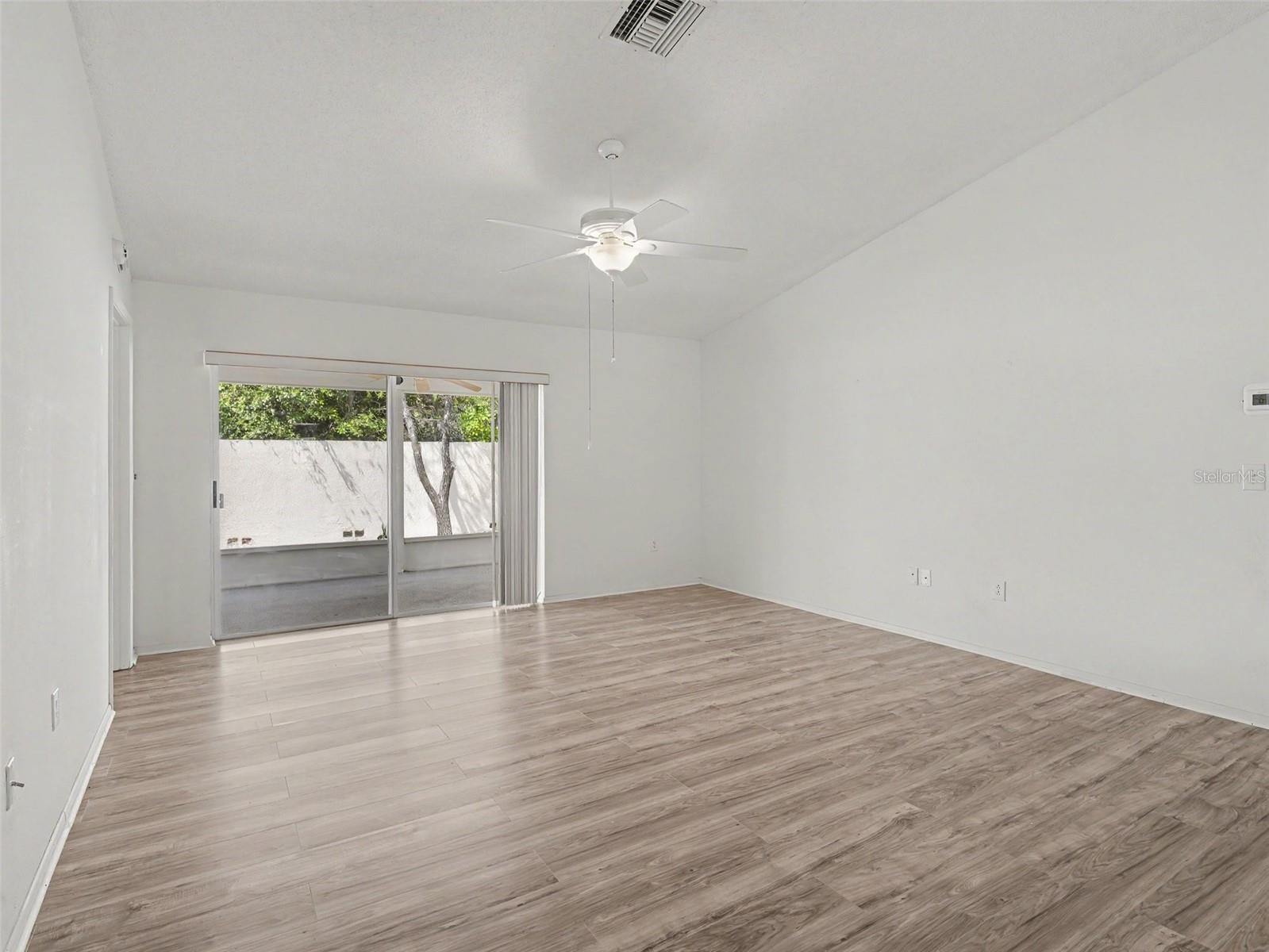 12659 LONGCREST DR — photo 5