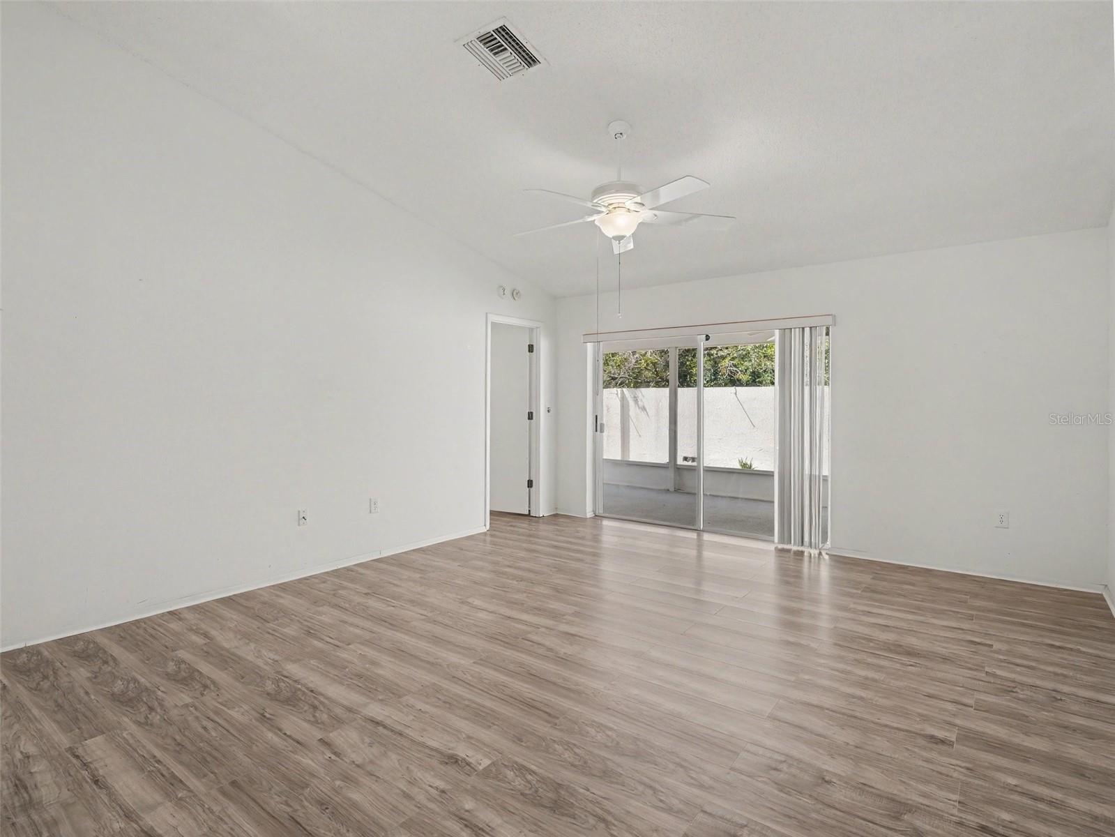 12659 LONGCREST DR — photo 6