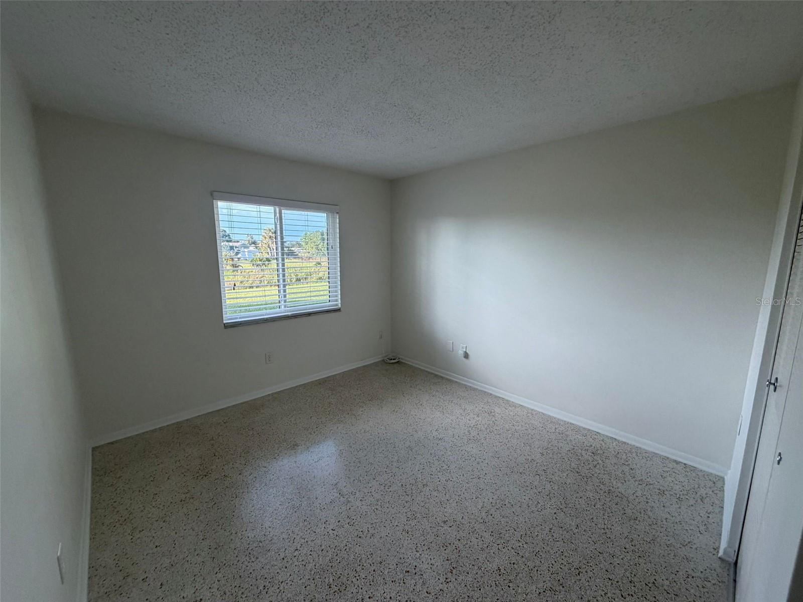 5765 GALLATIN LN — photo 10
