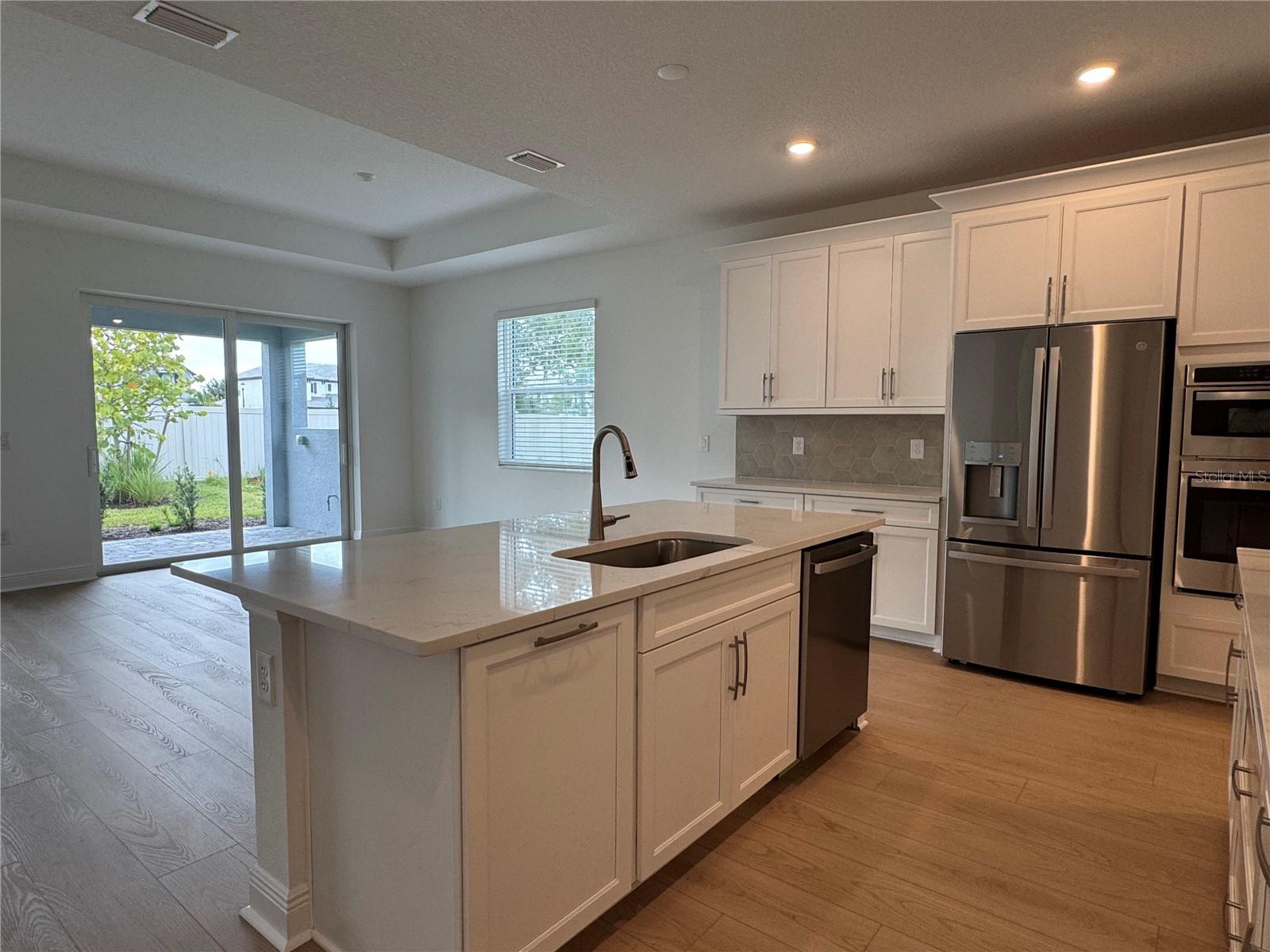 7575 SEAHAWK AVE — photo 35