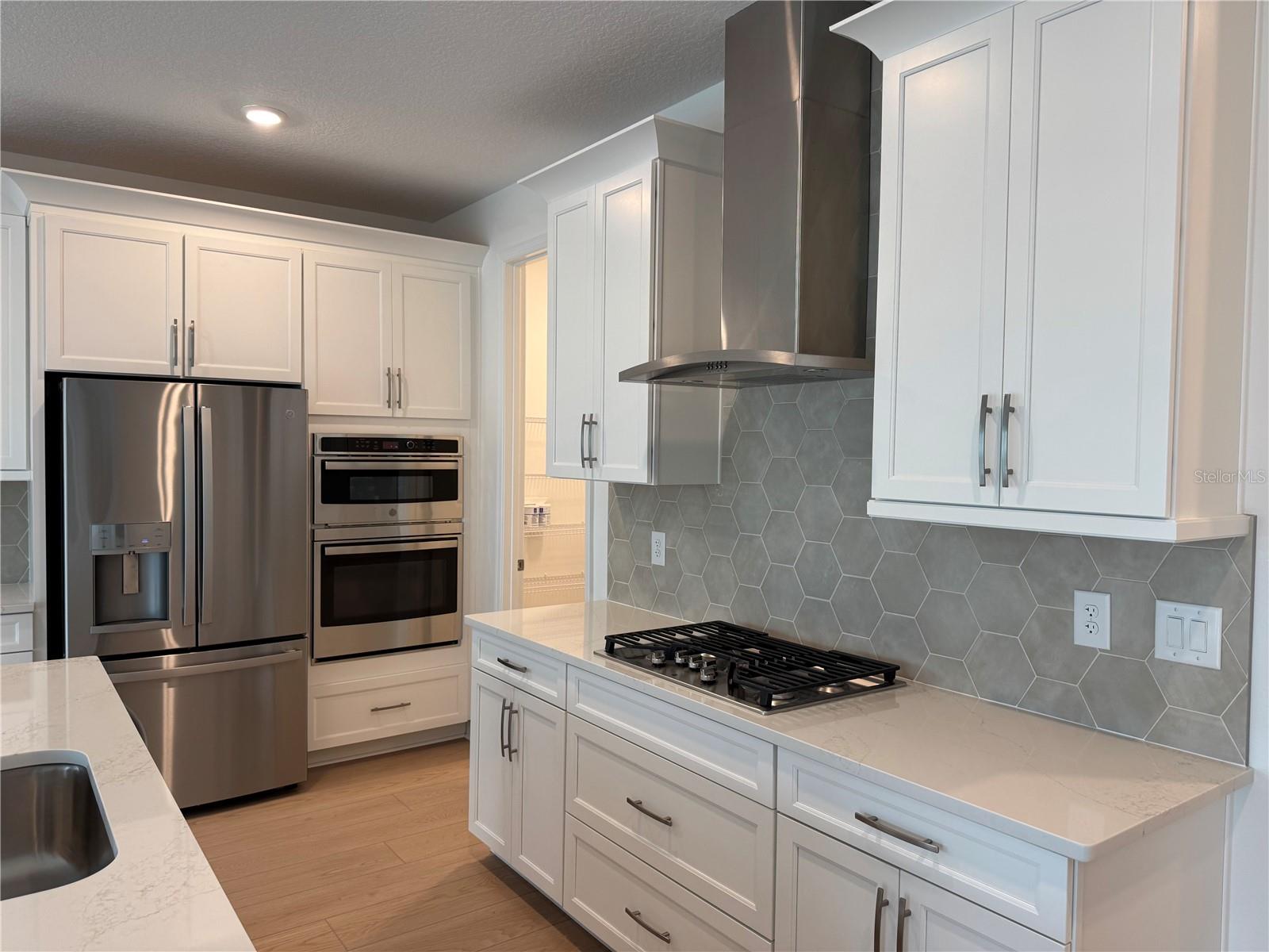 7575 SEAHAWK AVE — photo 3