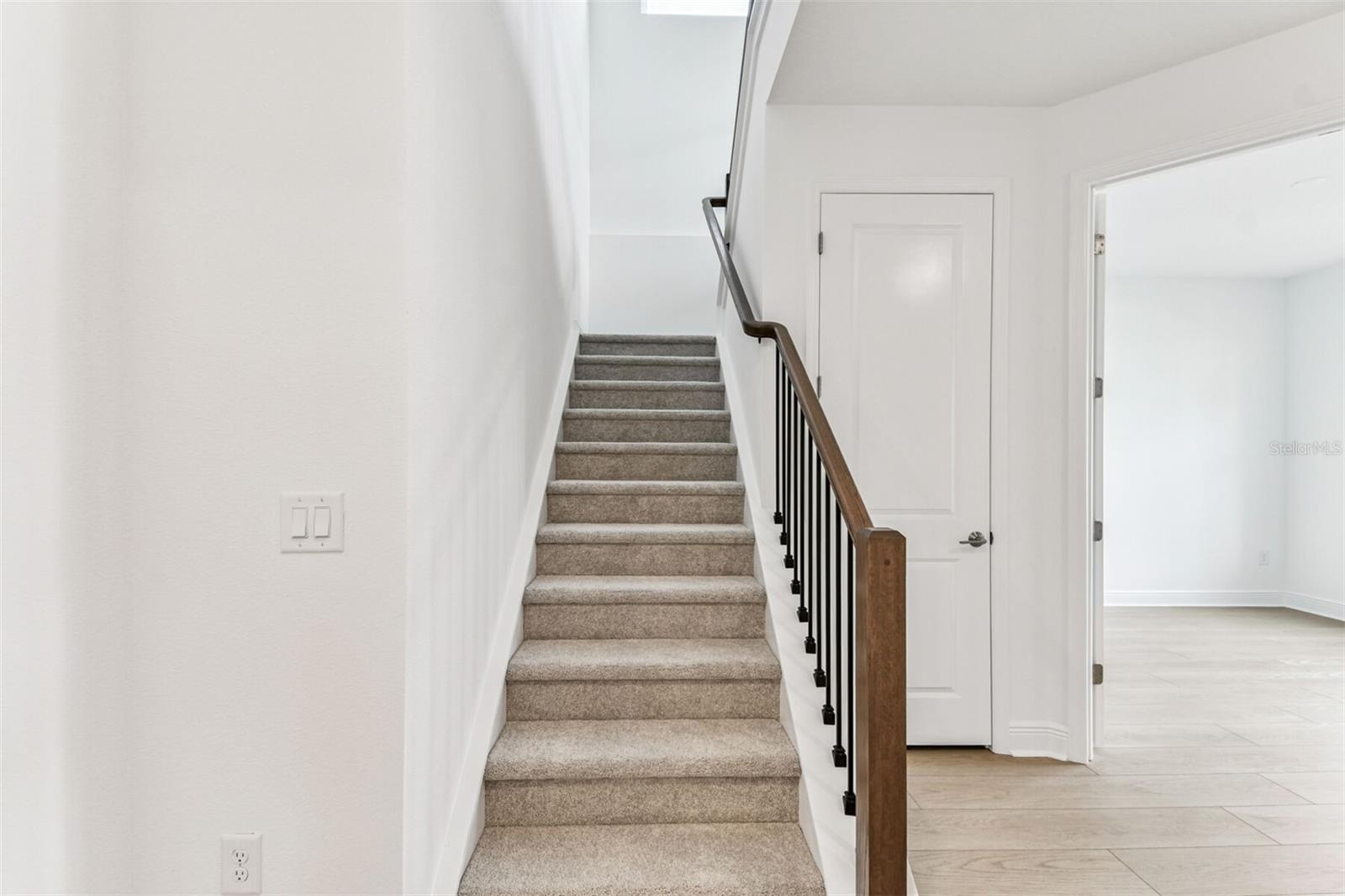 7575 SEAHAWK AVE — photo 17