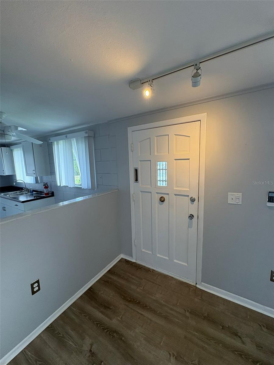 1516 COUNCIL DR — photo 5