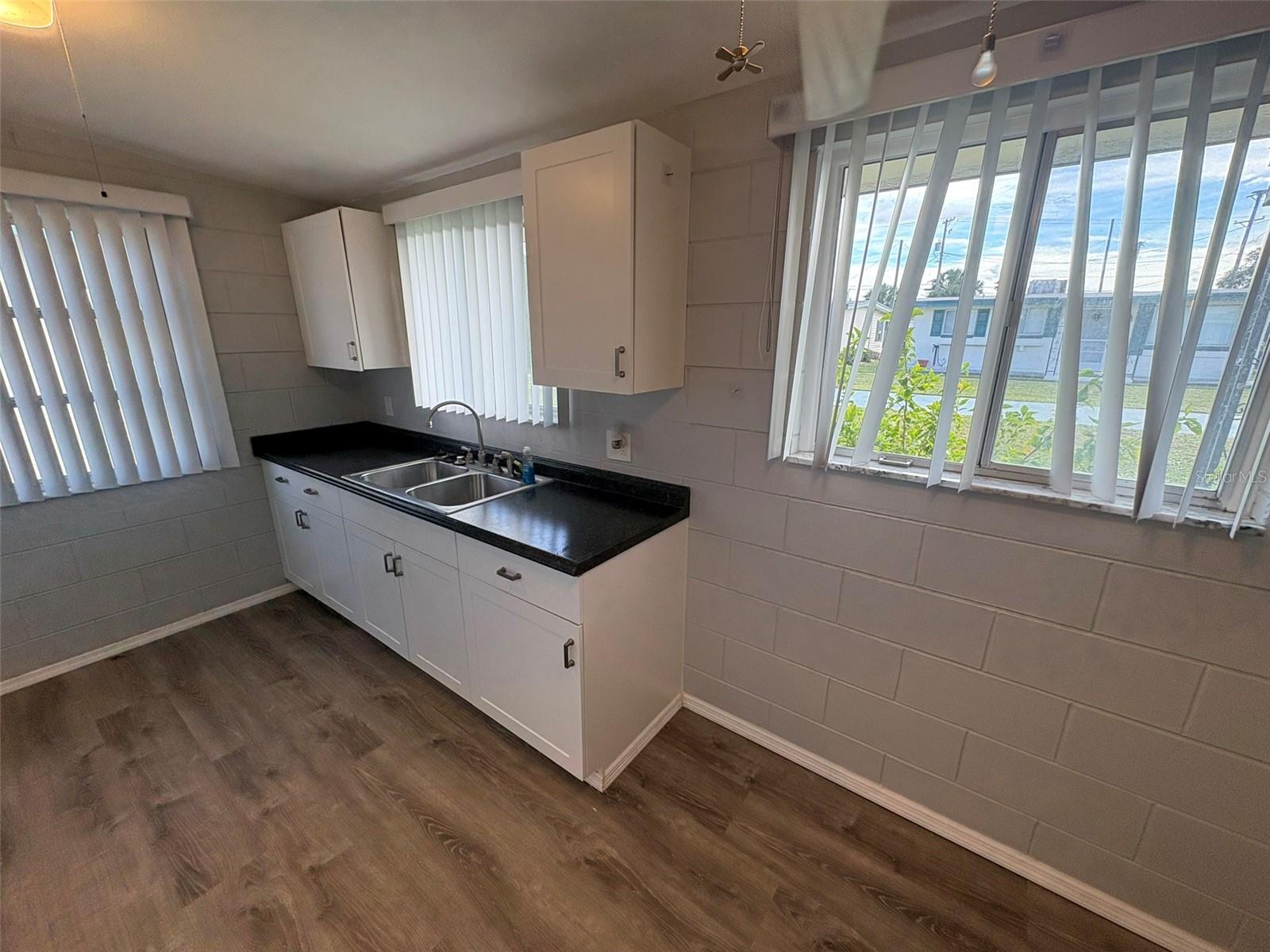 1516 COUNCIL DR — photo 12