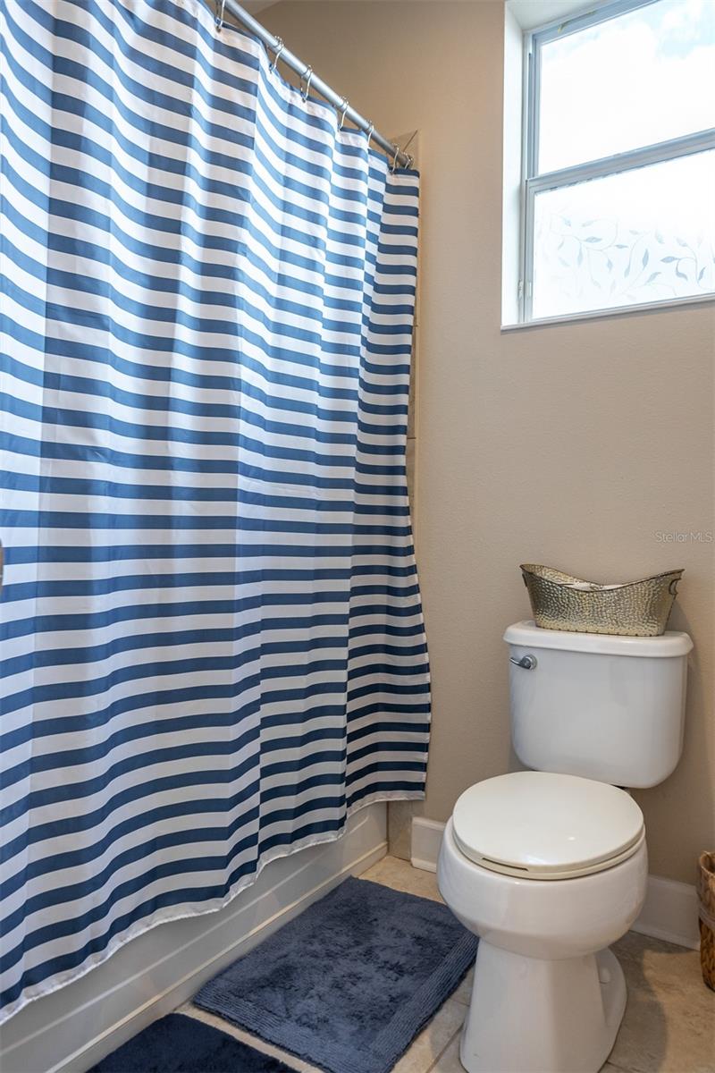 11143 WINTHROP LAKE DR — photo 32