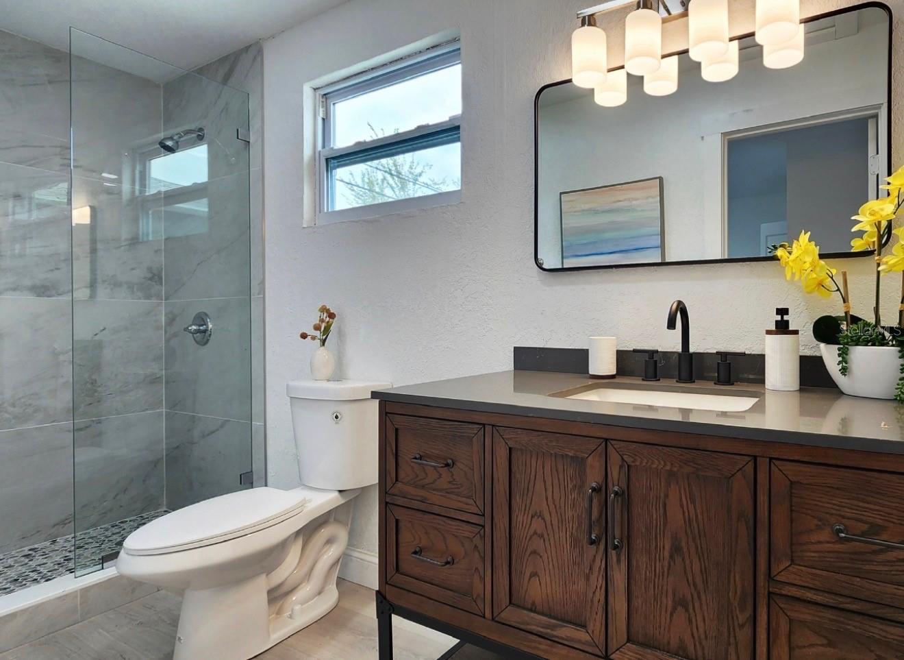 2711 W CORDELIA ST — photo 20