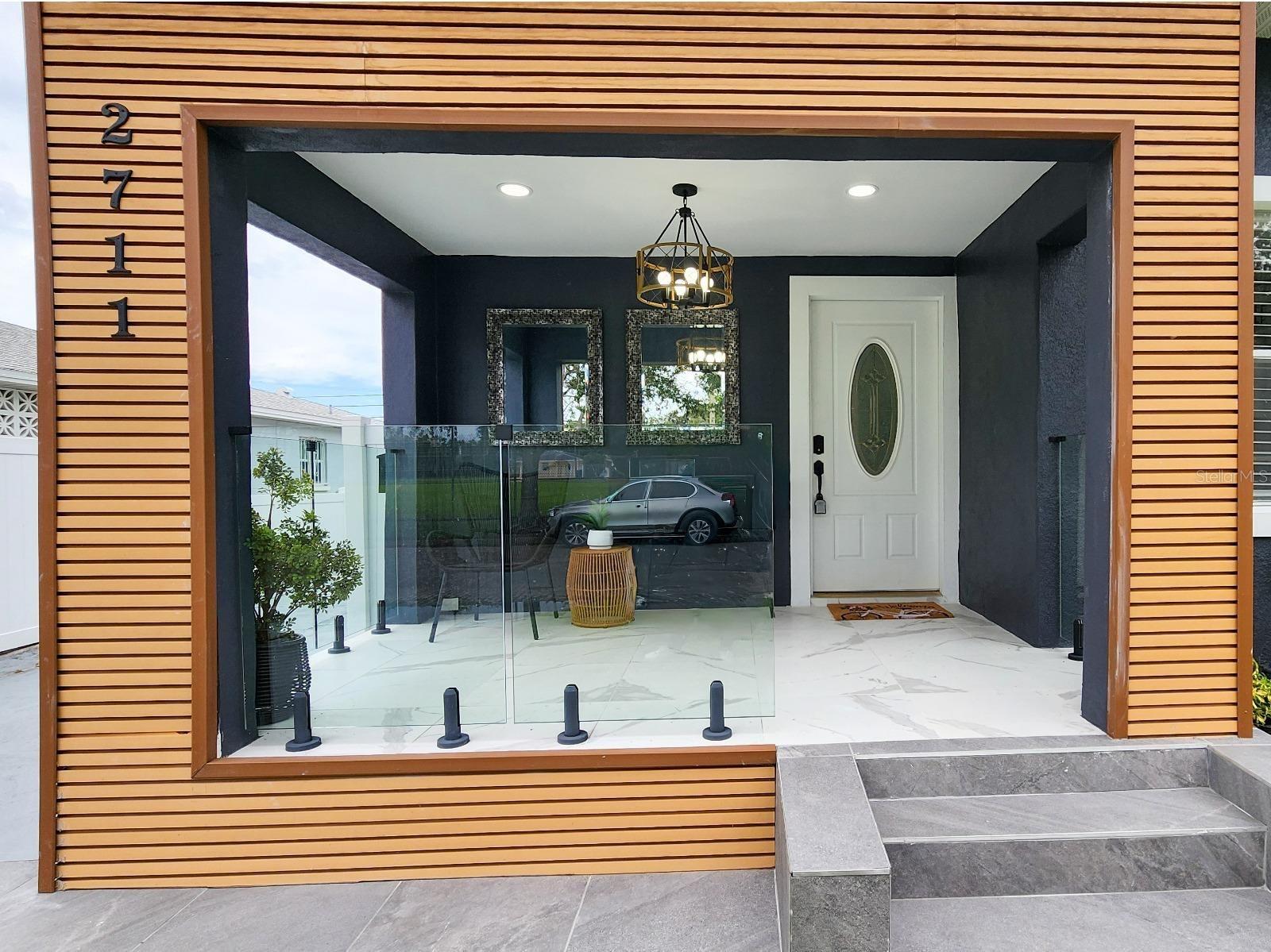 2711 W CORDELIA ST — photo 5