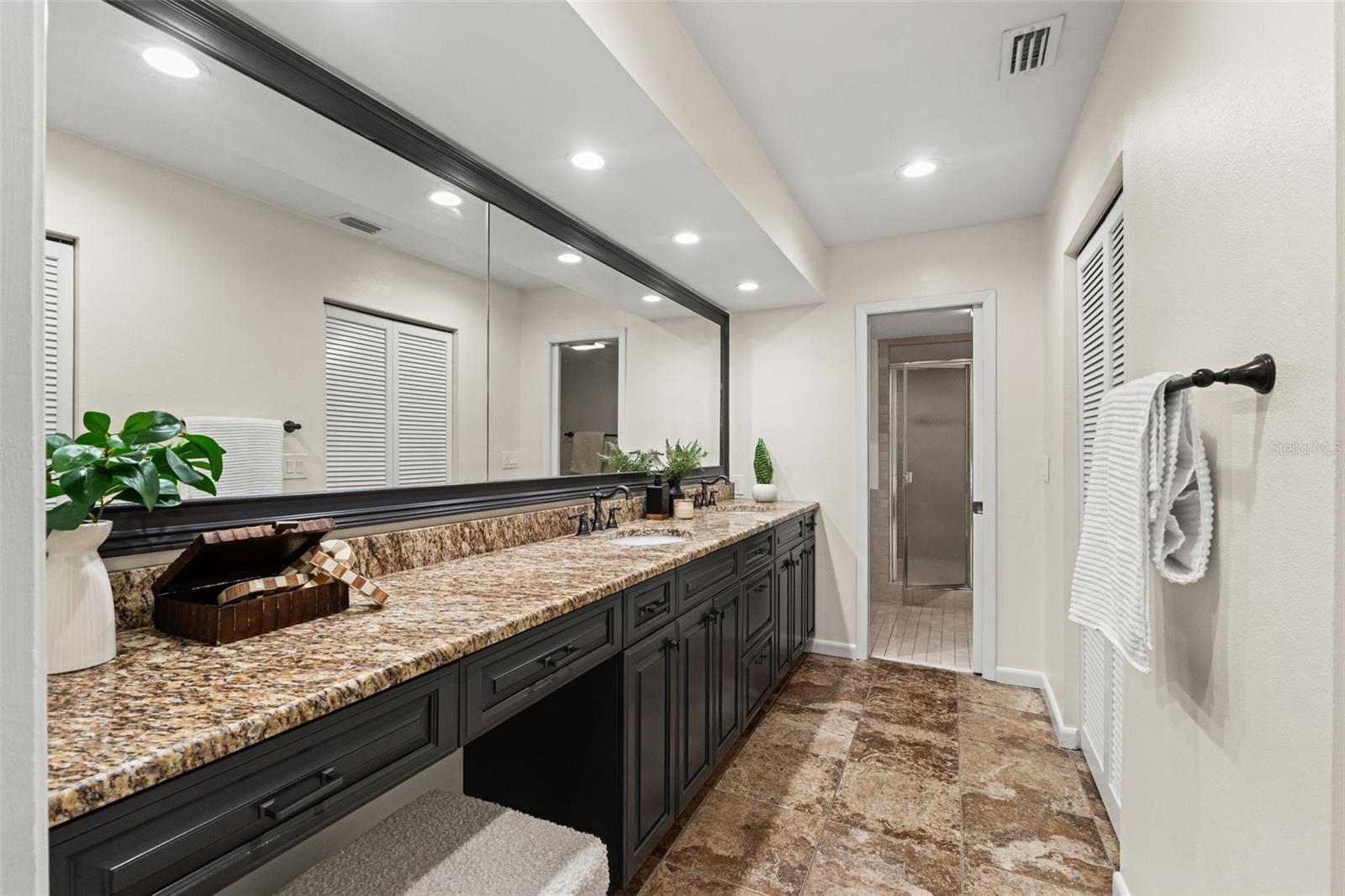 4035 N RIVER VIEW AVE — photo 34