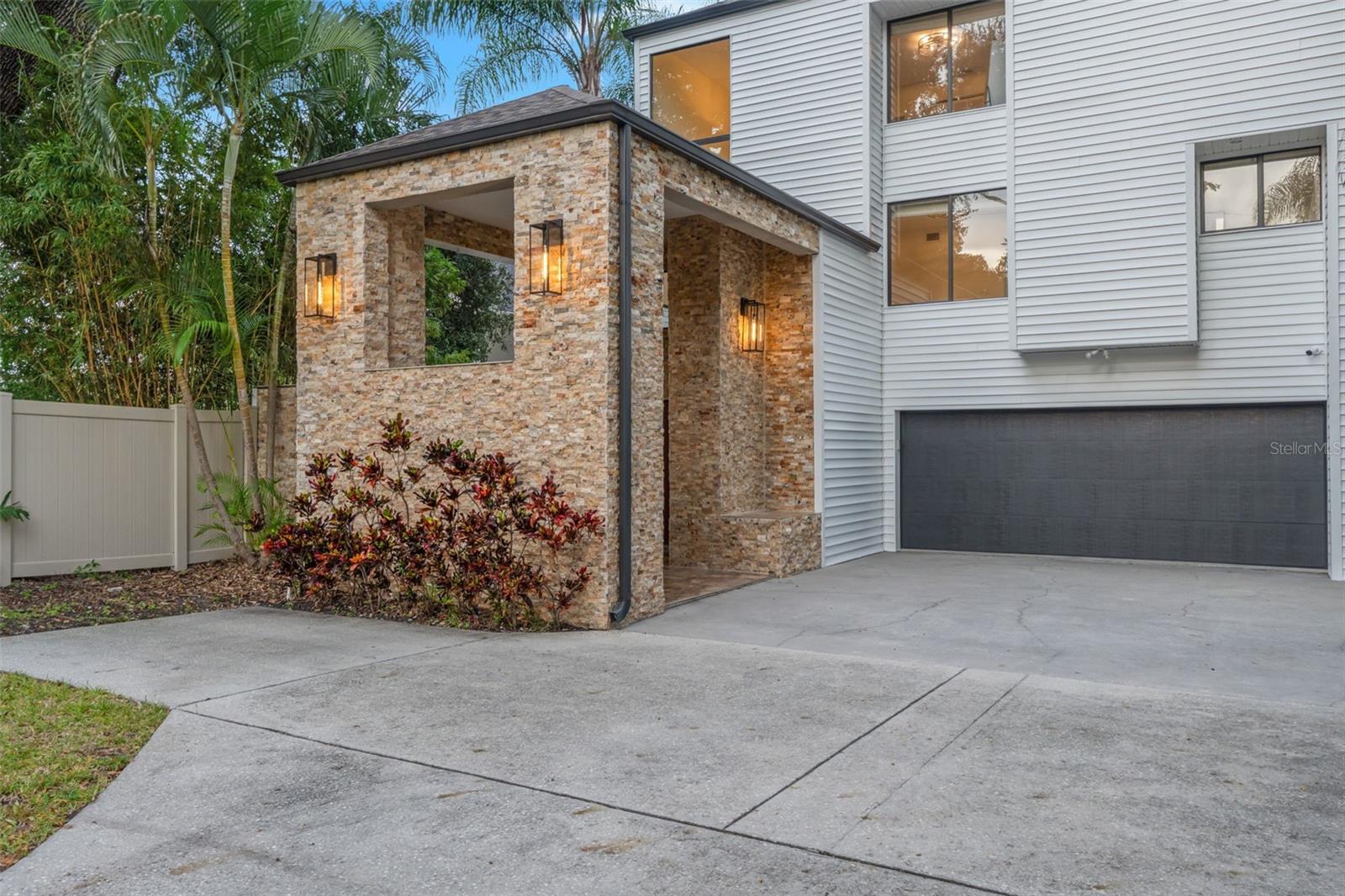 4035 N RIVER VIEW AVE — photo 4