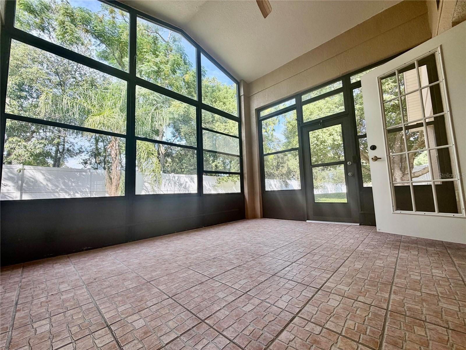 13753 BRYNDLEWOOD CT — photo 43