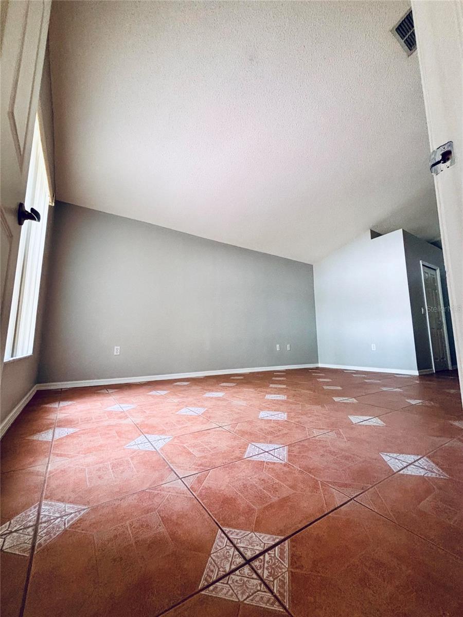 13753 BRYNDLEWOOD CT — photo 35