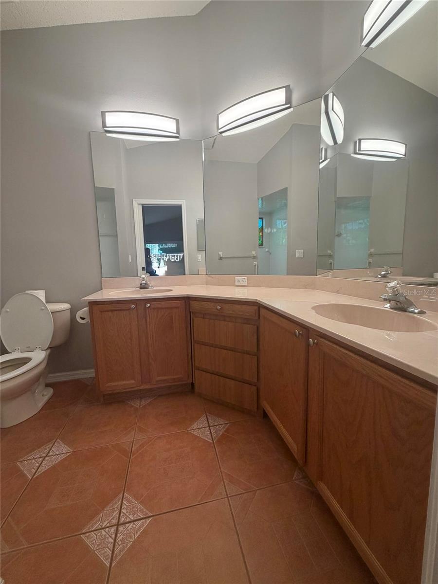 13753 BRYNDLEWOOD CT — photo 41