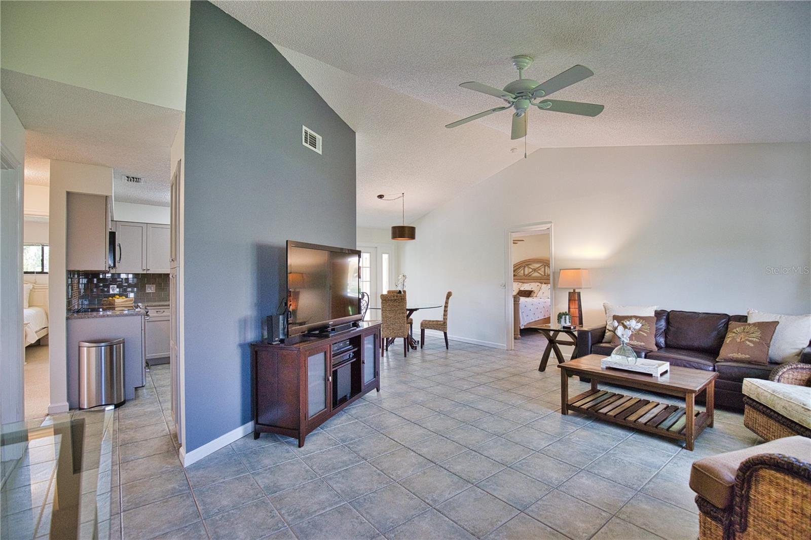 32 INLETS BLVD #32 — photo 4