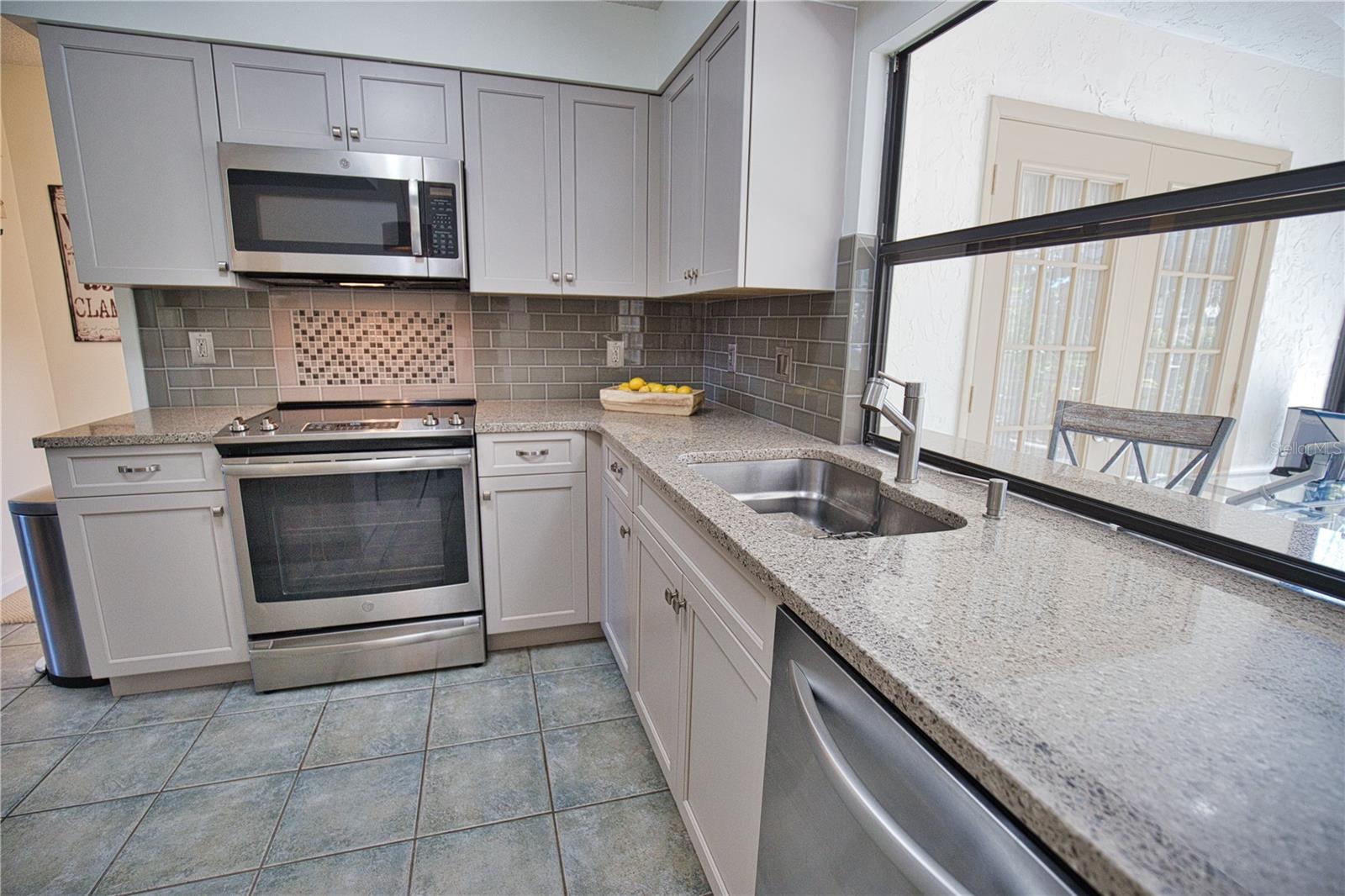 32 INLETS BLVD #32 — photo 11