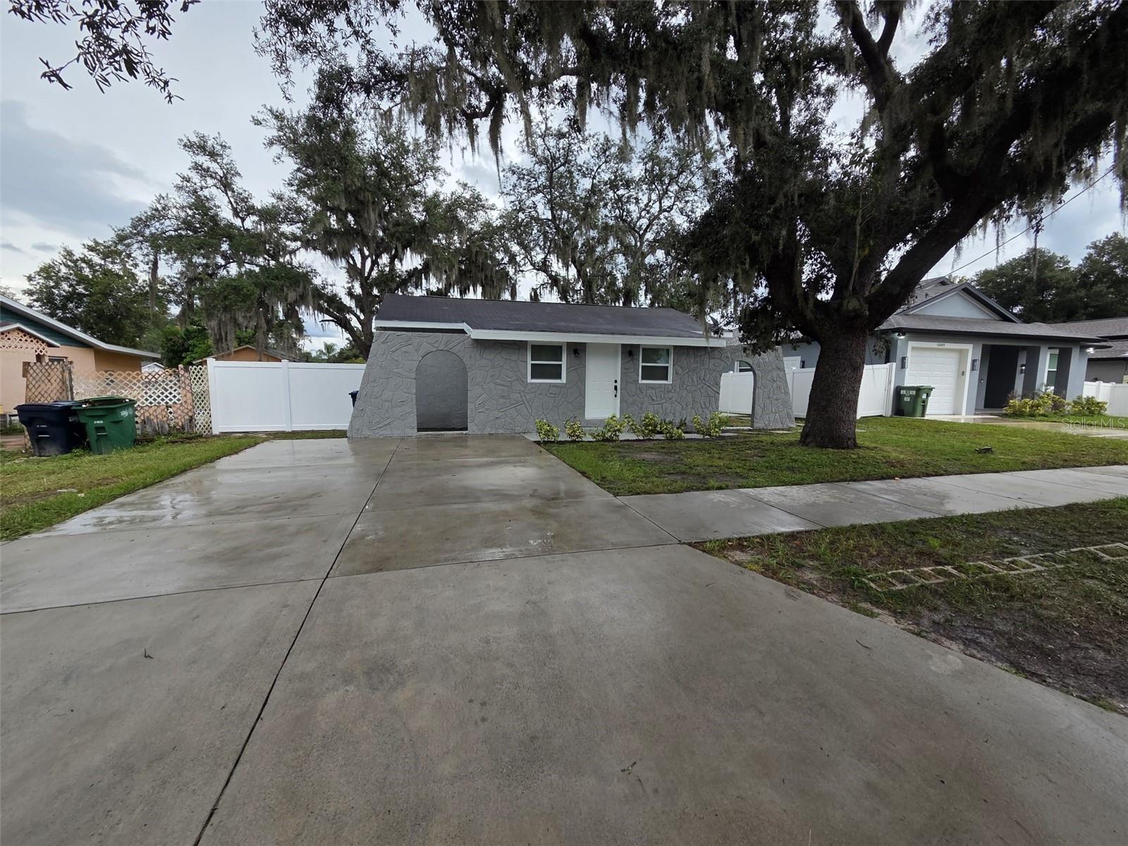 Home in TAMPA — photo 3