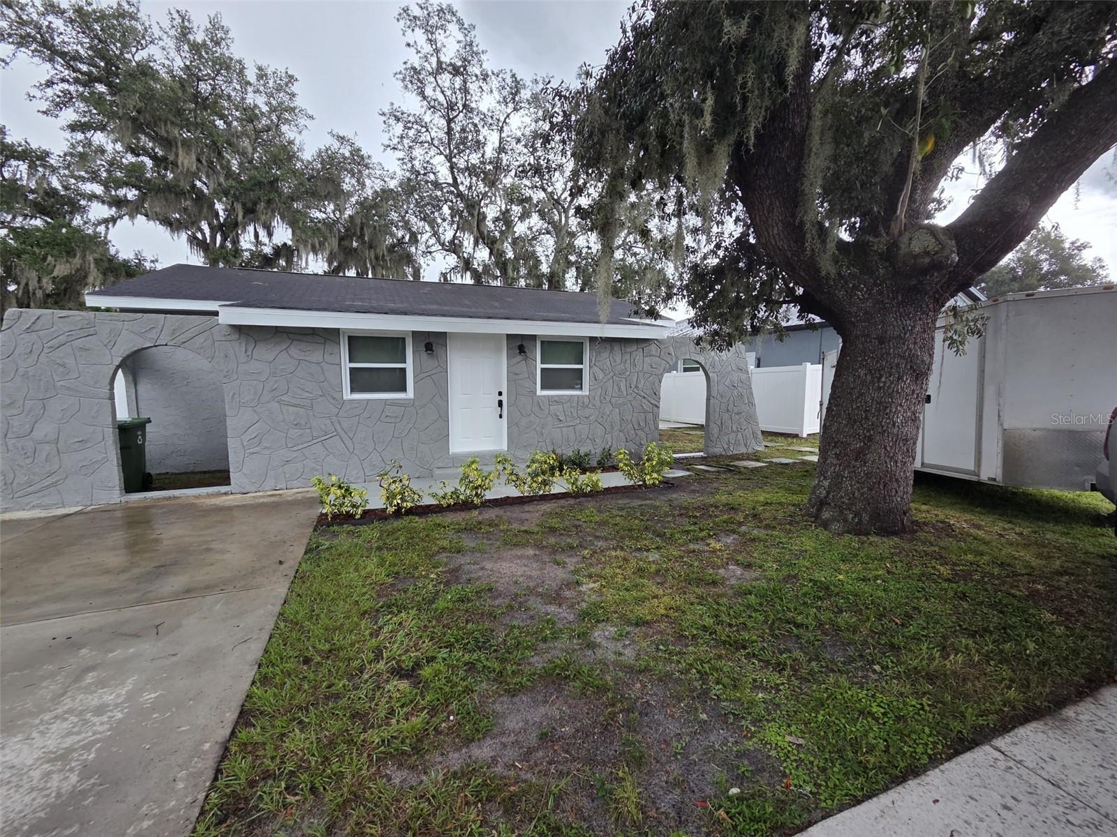 Home in TAMPA — photo 2