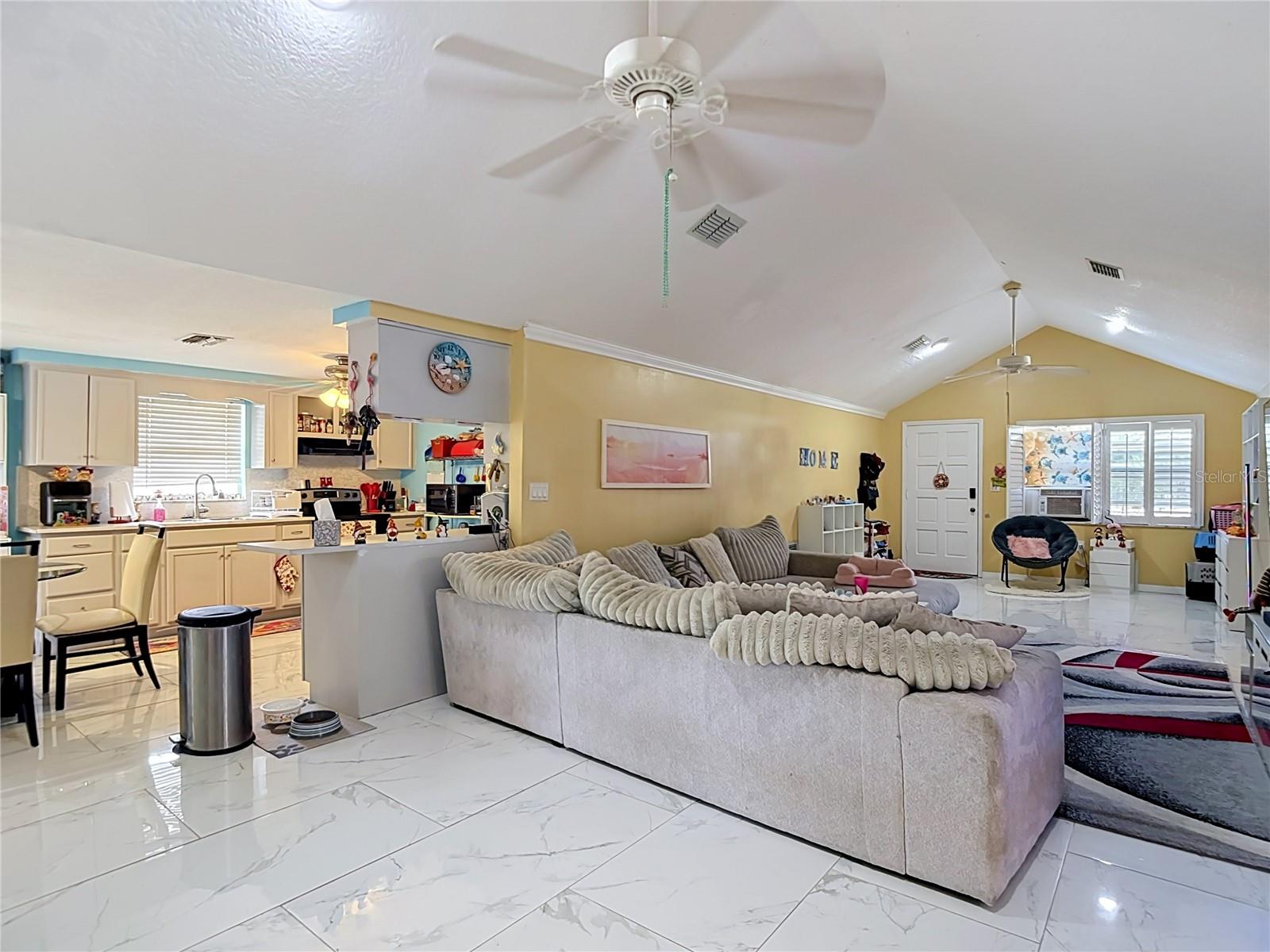 13920 BARNARD AVE — photo 13