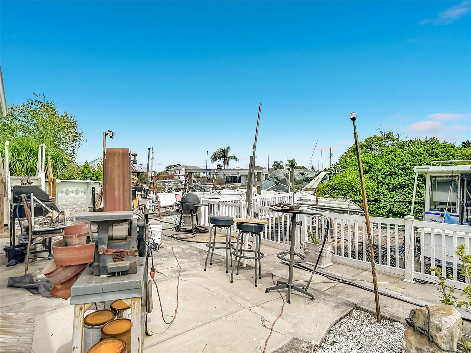 13920 BARNARD AVE — photo 52