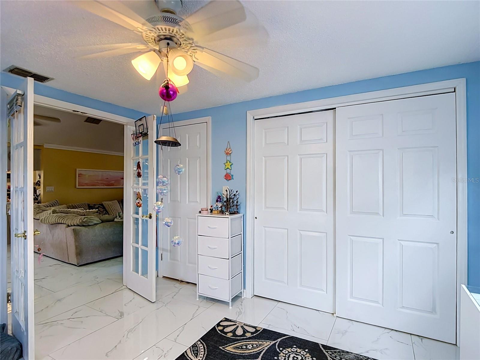13920 BARNARD AVE — photo 35