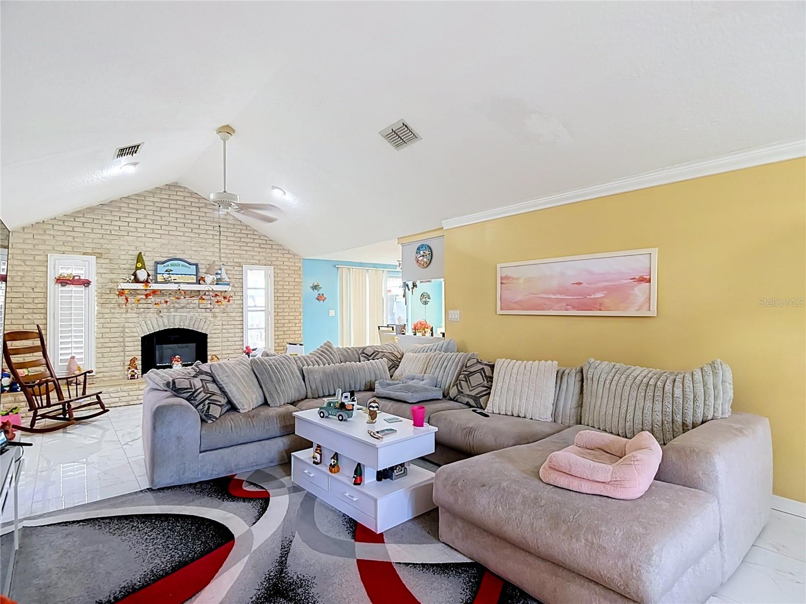 13920 BARNARD AVE — photo 7
