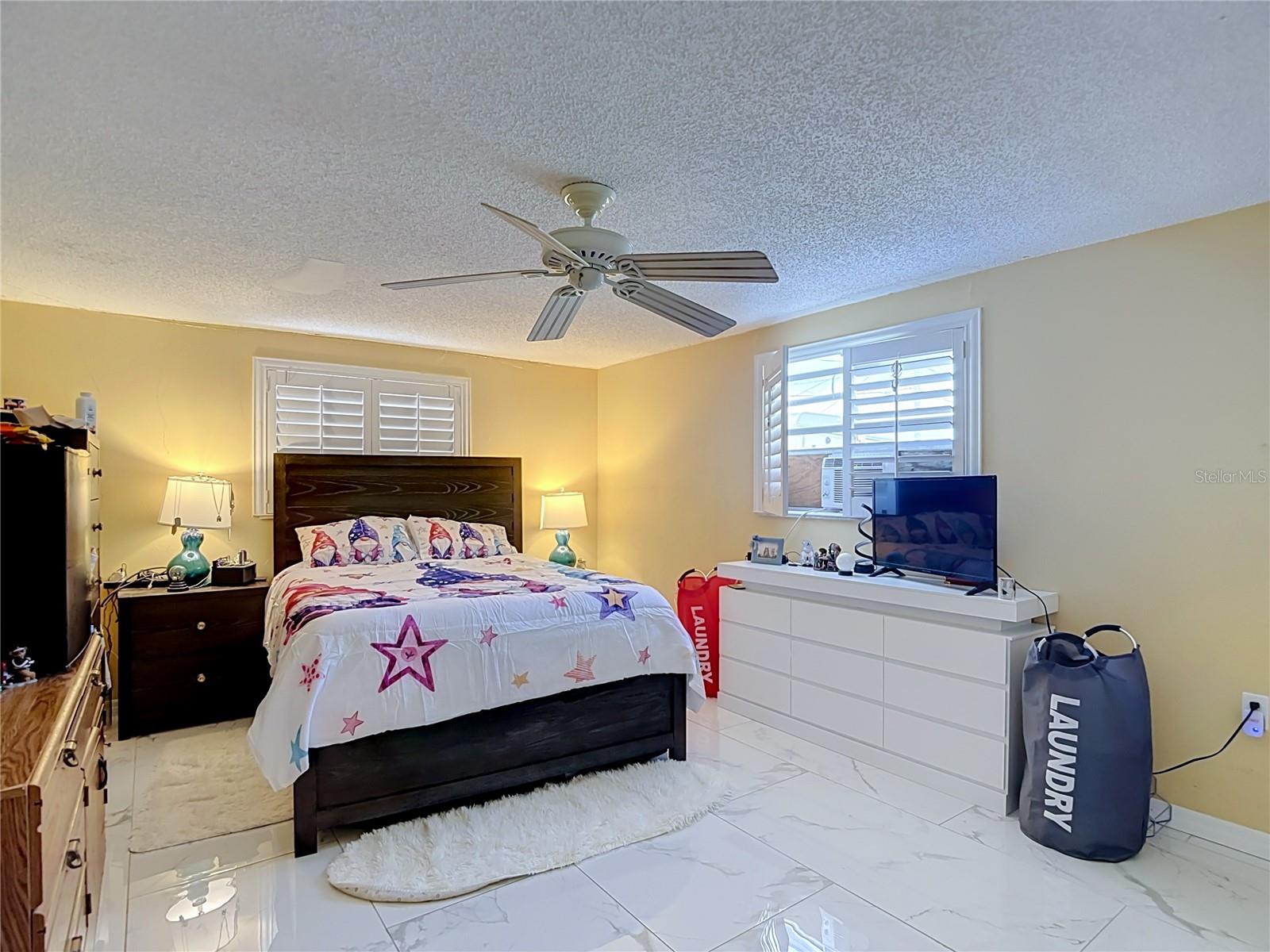 13920 BARNARD AVE — photo 27