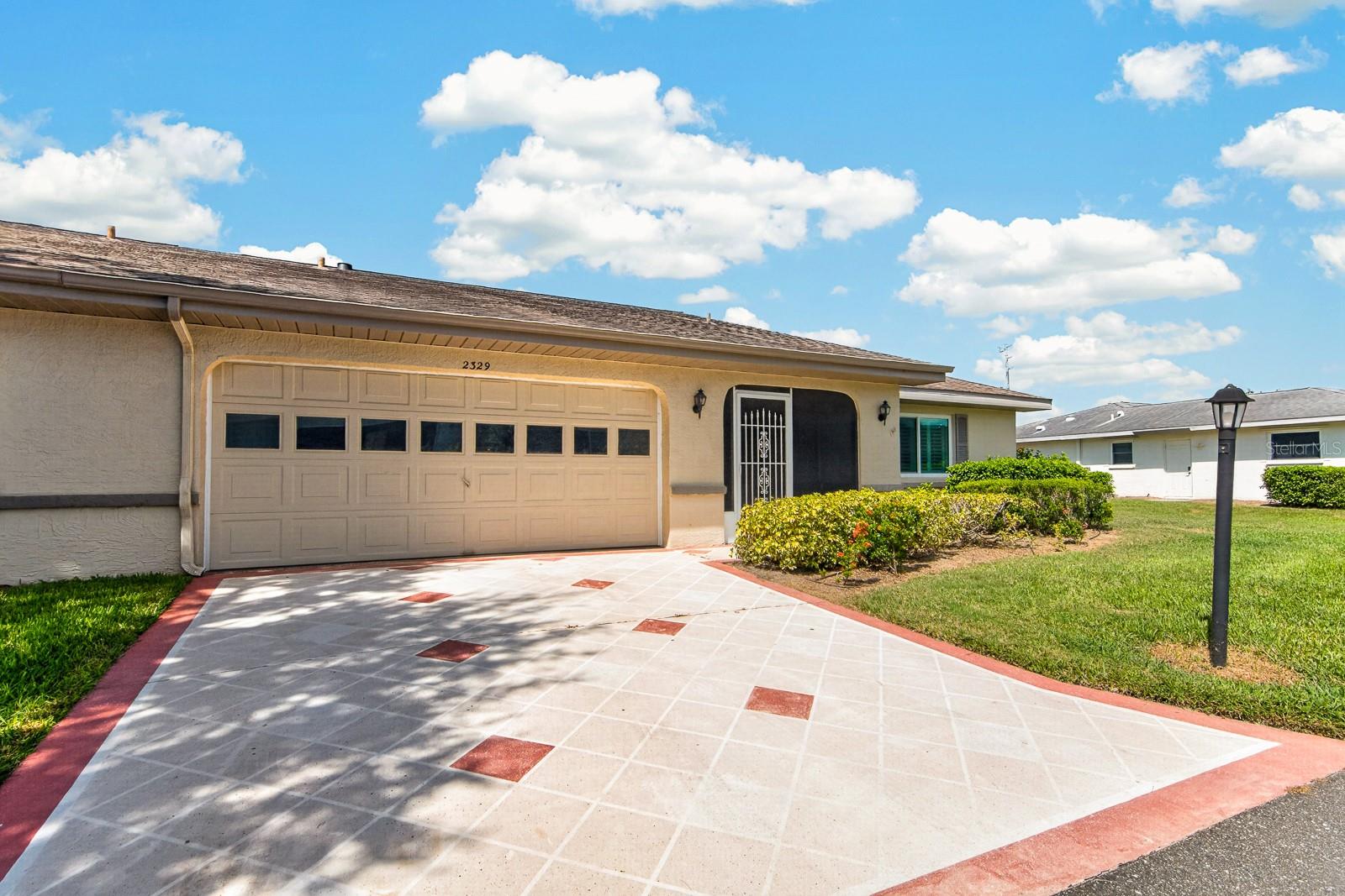 2329 LANCASTER DR — photo 54