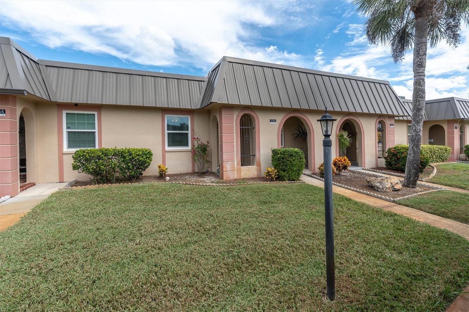 4346 RUSTIC DR — photo 41