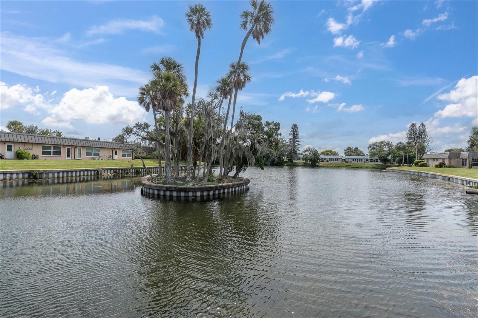 4346 RUSTIC DR — photo 38