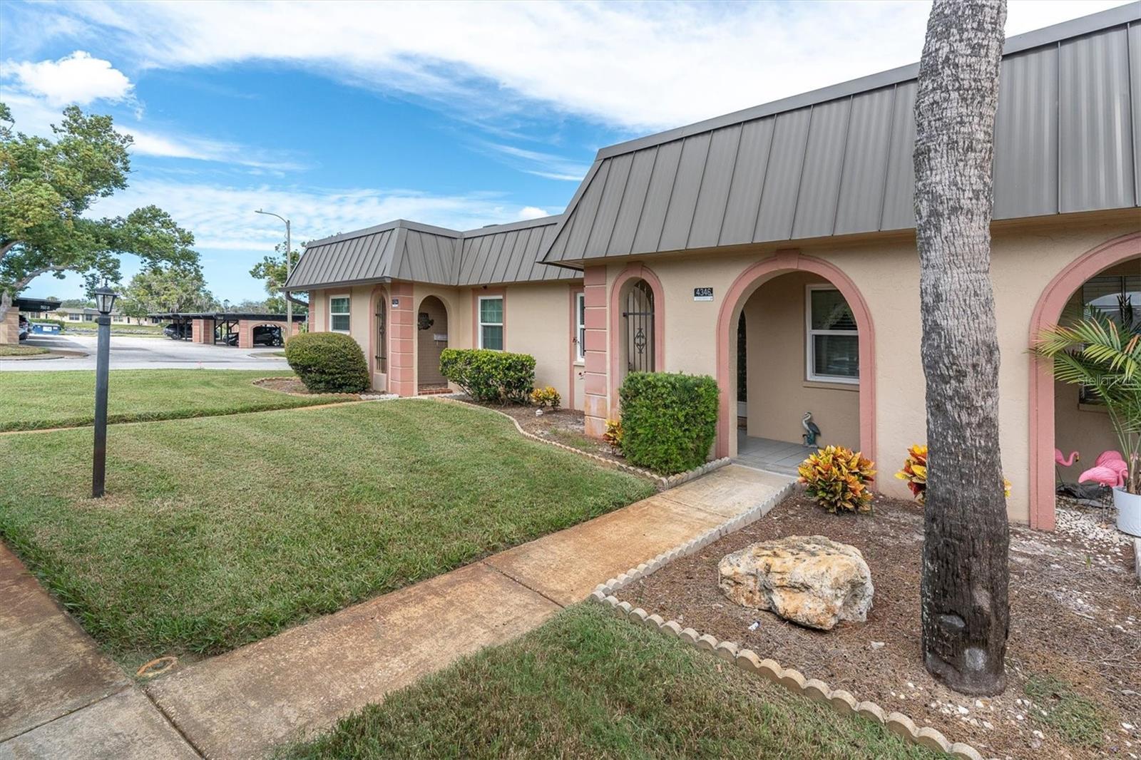 4346 RUSTIC DR — photo 42