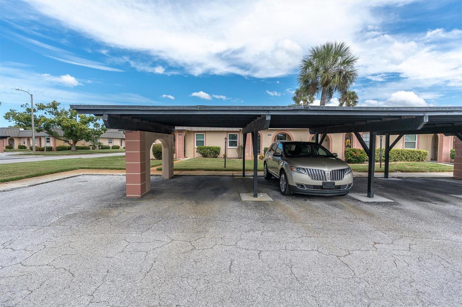 4346 RUSTIC DR — photo 44