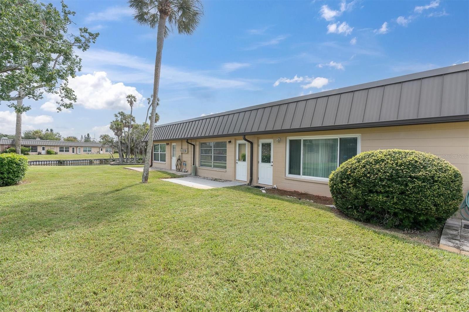 4346 RUSTIC DR — photo 40