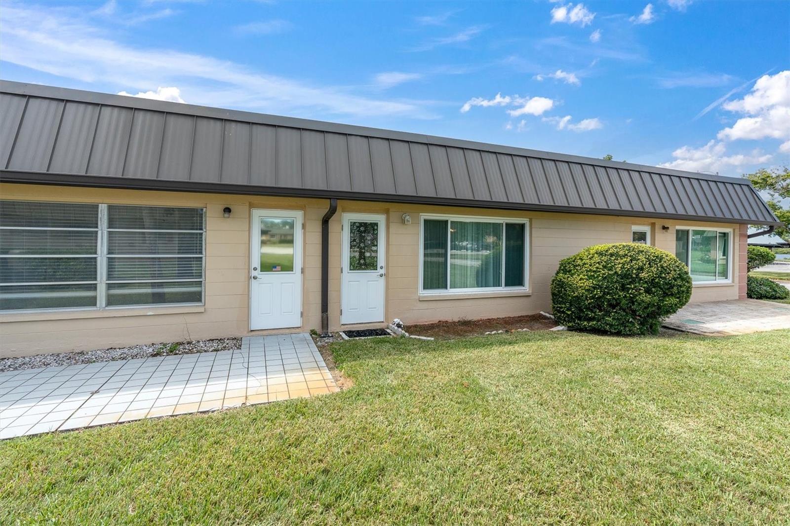4346 RUSTIC DR — photo 39