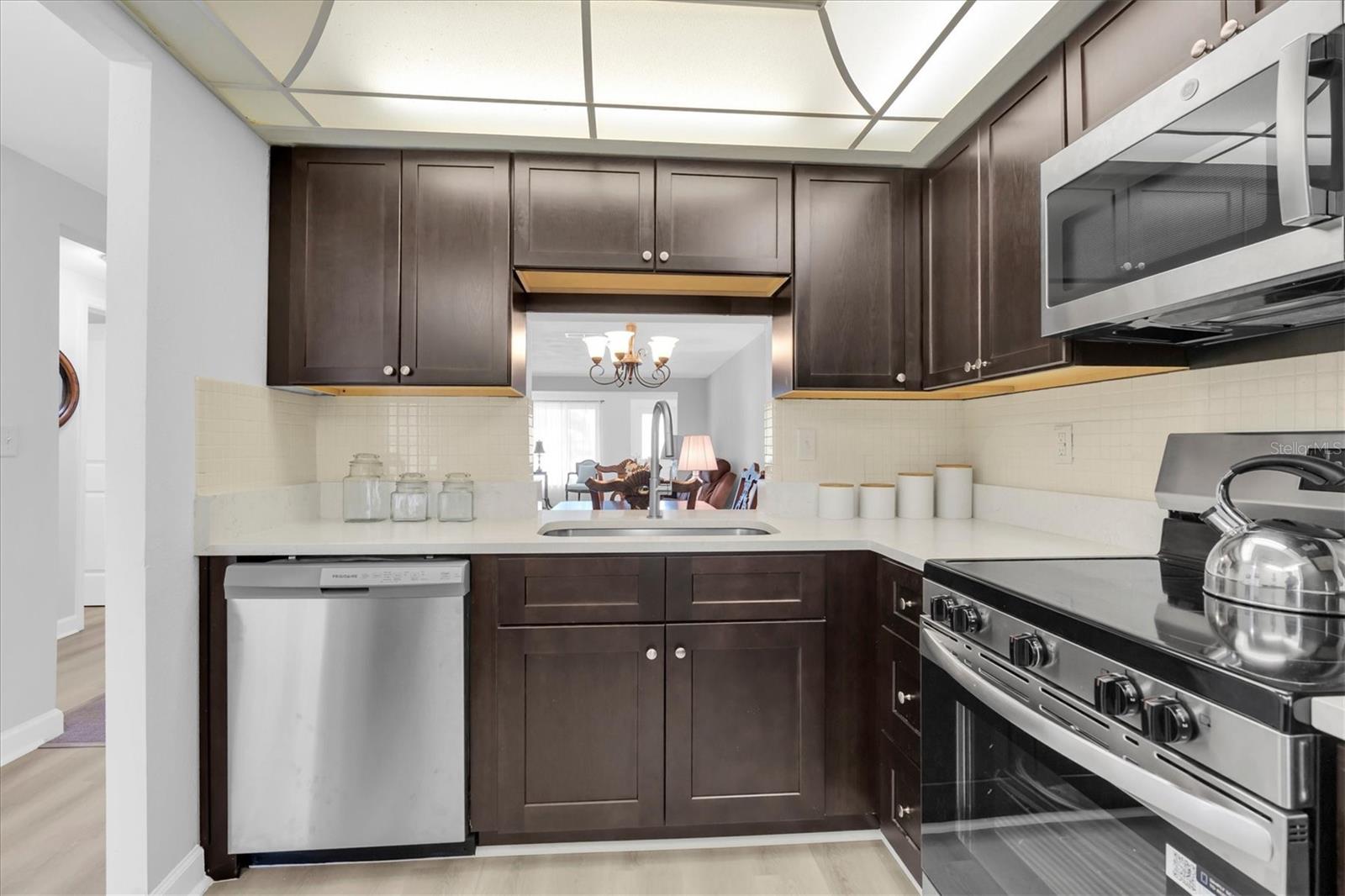 4346 RUSTIC DR — photo 17