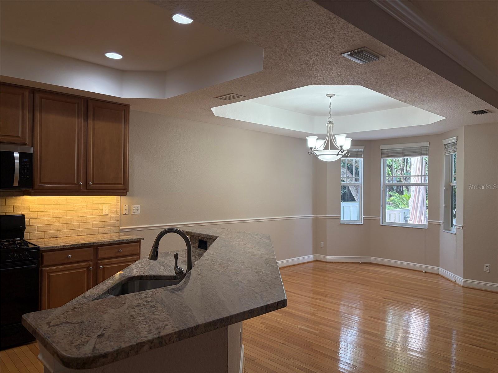 2855 BAYSHORE TRAILS DR — photo 3