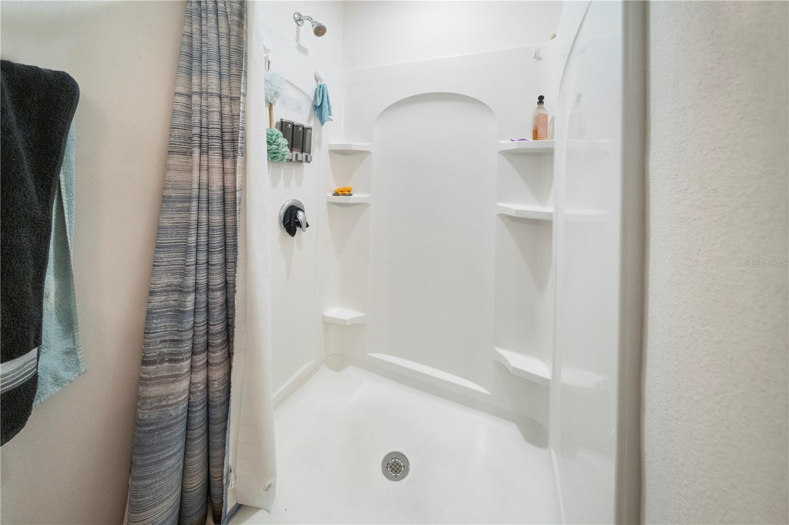 1007 CULBREATH GREEN CT — photo 22