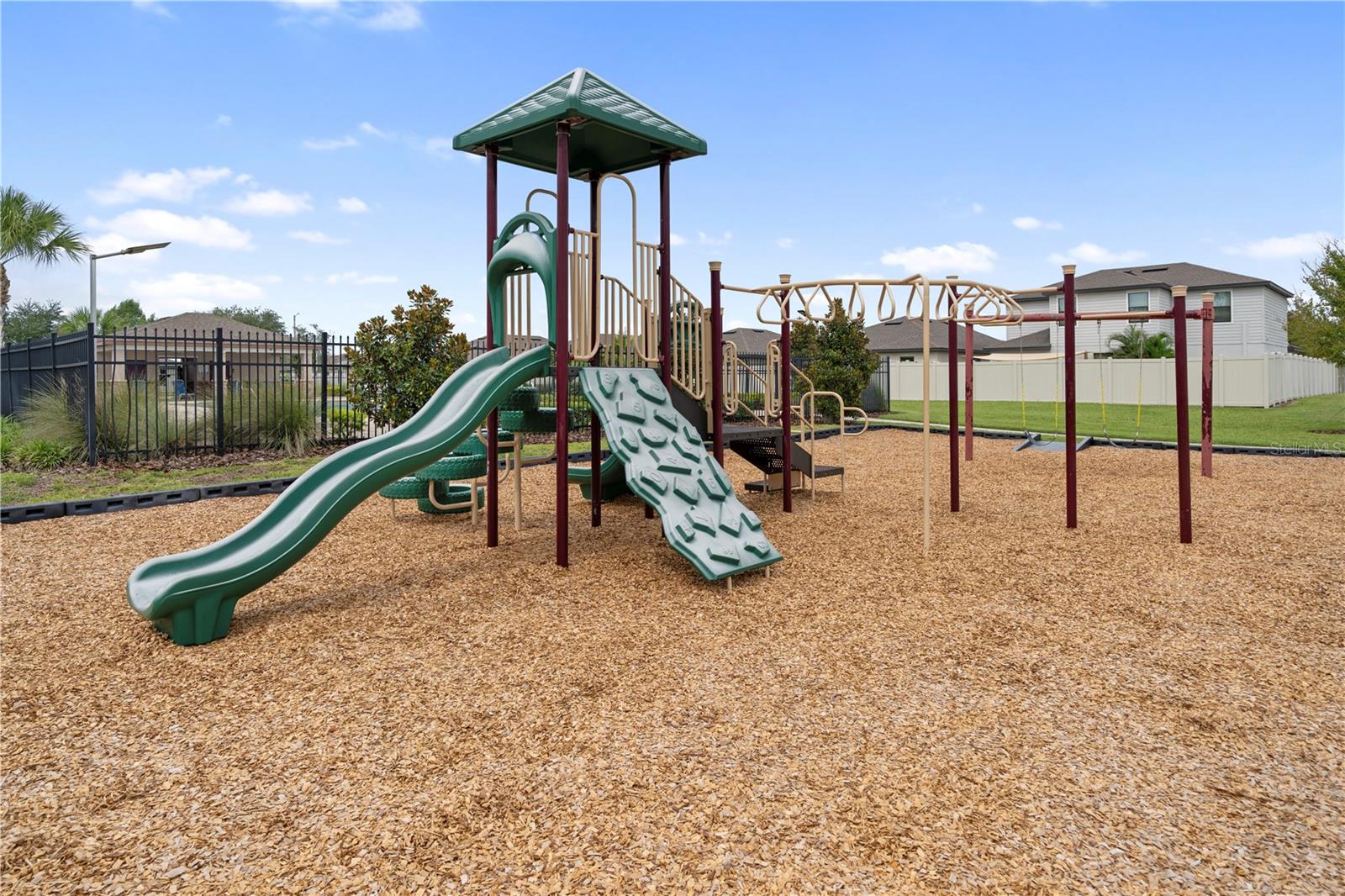 1007 CULBREATH GREEN CT — photo 29